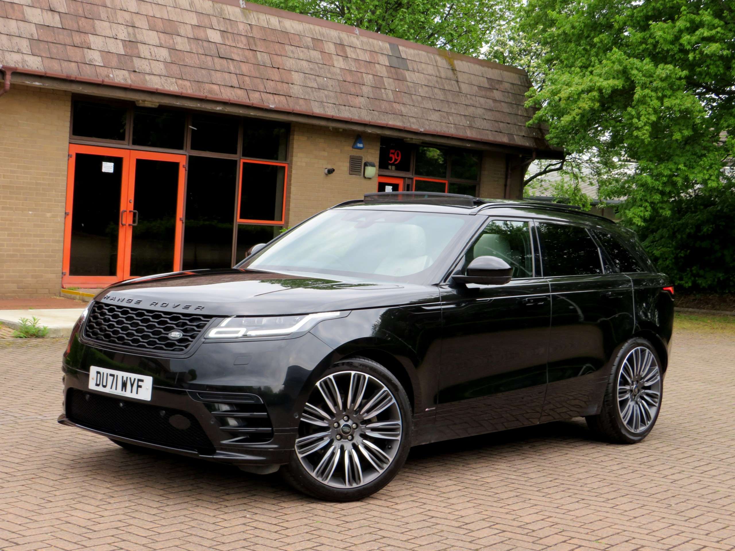 2021 LAND ROVER RANGE ROVER VELAR 2021 LAND ROVER RANGE ROVER VELAR