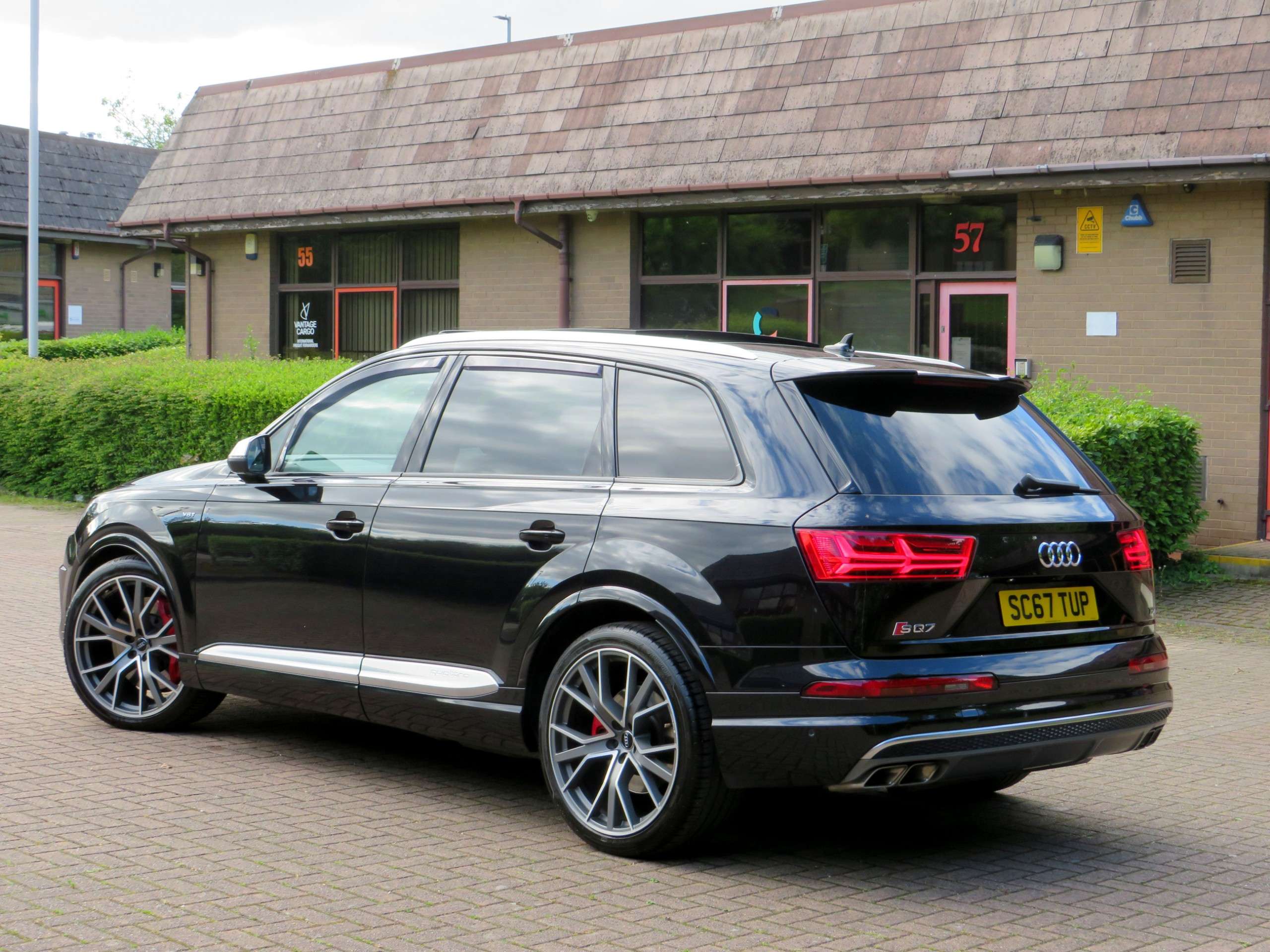 2017 AUDI SQ7 2017 AUDI SQ7