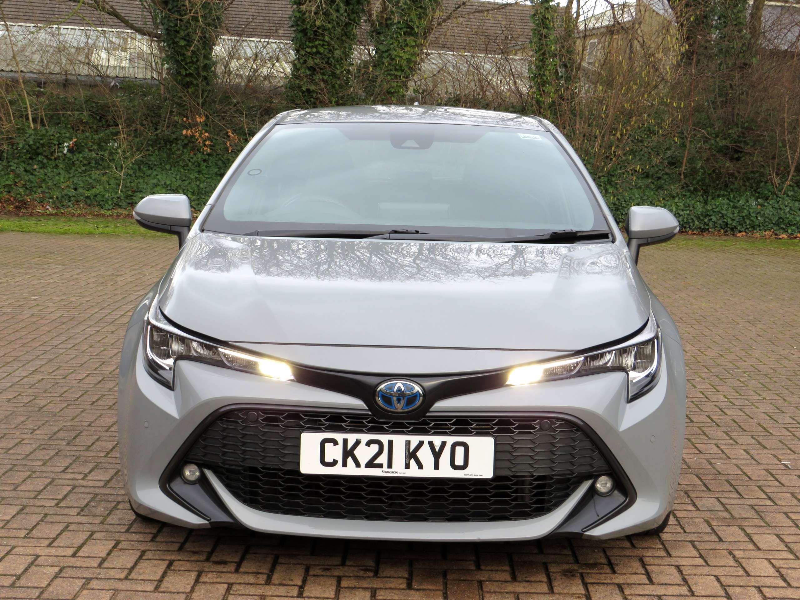 2021 TOYOTA COROLLA 2021 TOYOTA COROLLA