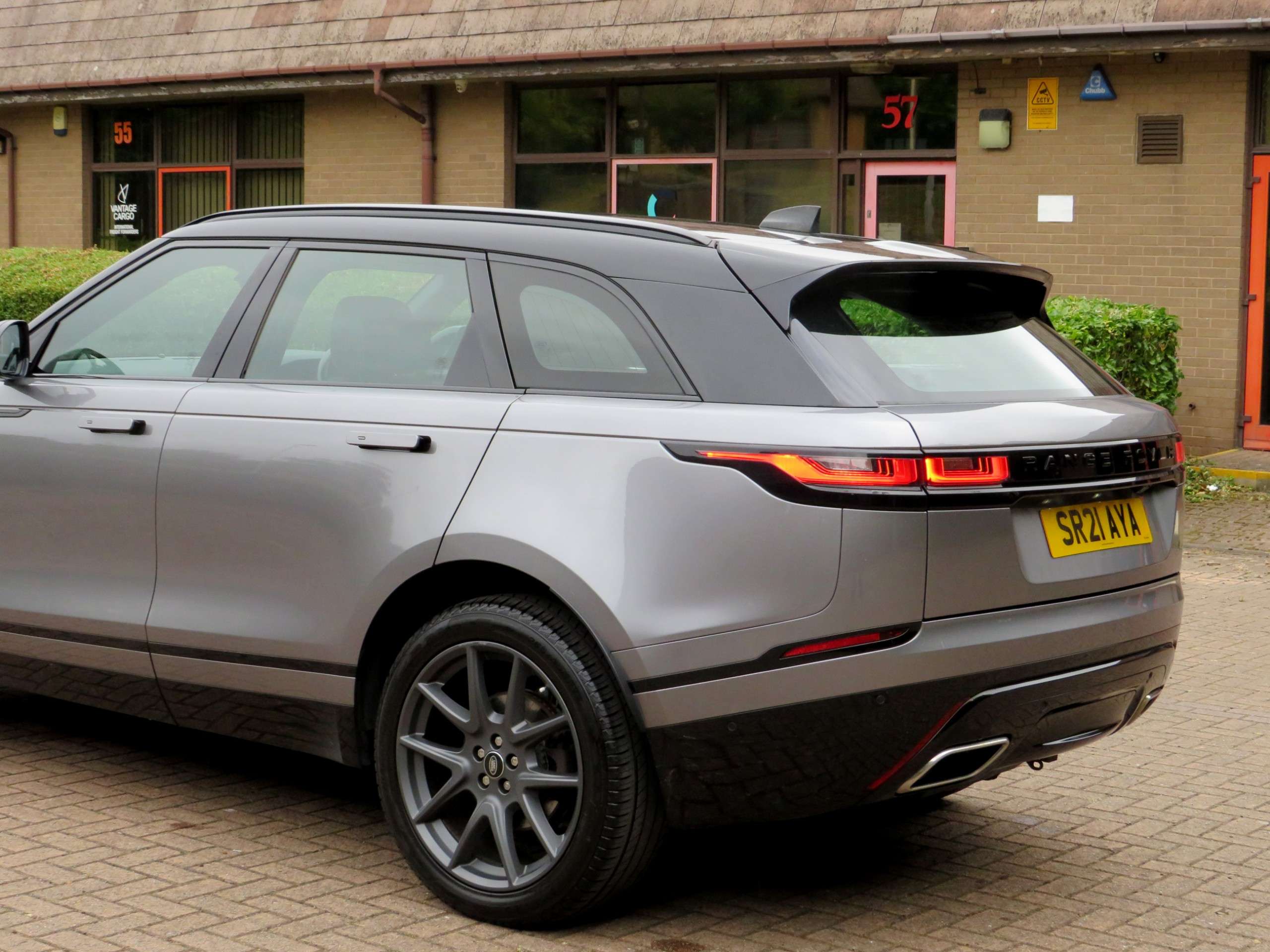 2021 LAND ROVER RANGE ROVER VELAR 2021 LAND ROVER RANGE ROVER VELAR