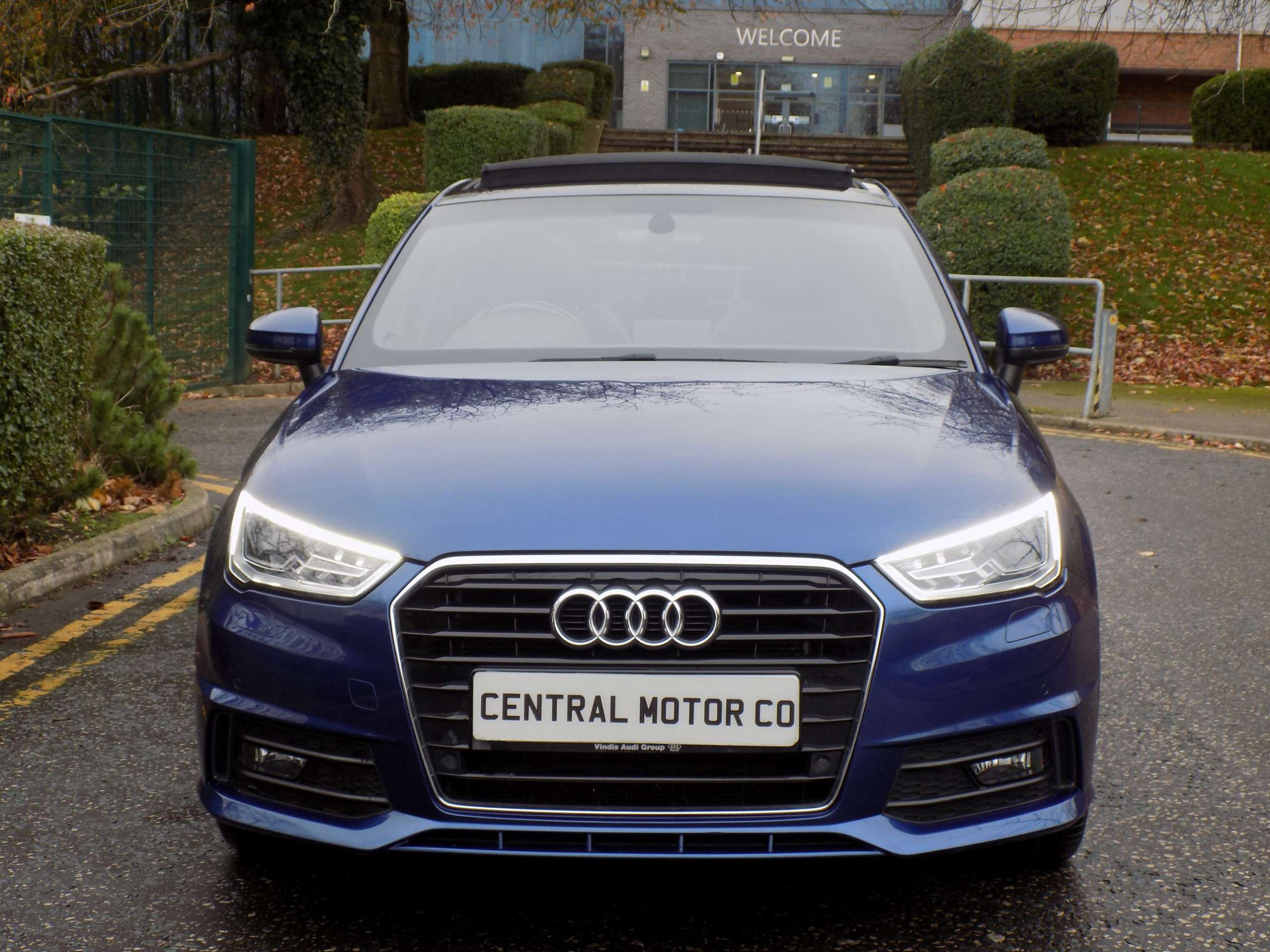 2016 AUDI A1 2016 AUDI A1