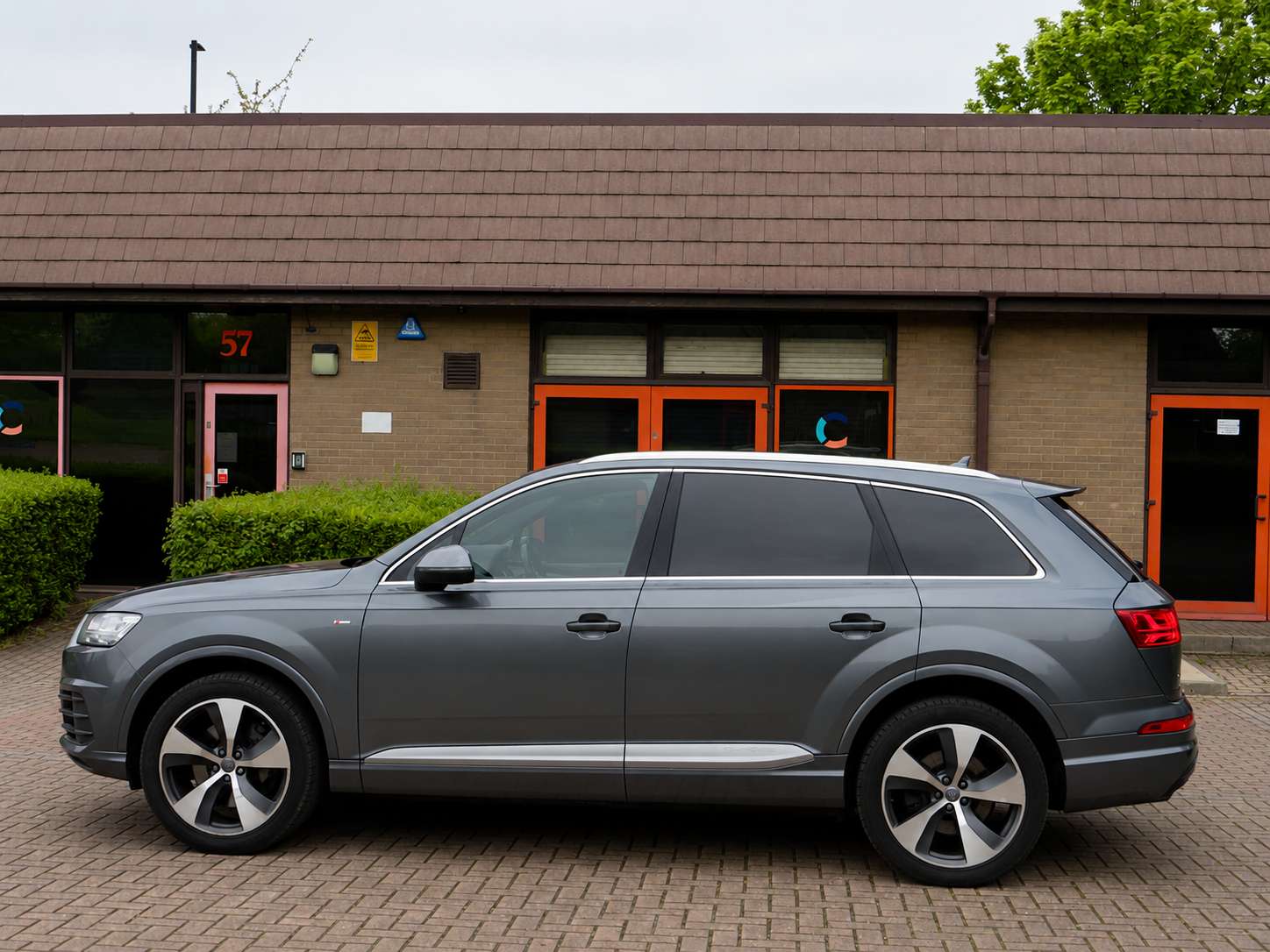 2016 AUDI Q7 2016 AUDI Q7