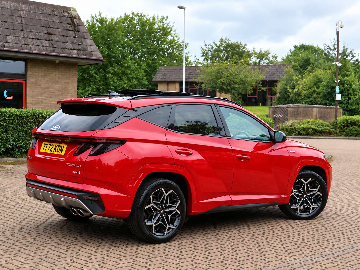 A 2022 HYUNDAI TUCSON 1.6 h T-GDi N Line S SUV 5dr Petrol Hybrid Auto Euro 6 (s/s) (230 ps) A 2022 HYUNDAI TUCSON 1.6 h T-GDi N Line S SUV 5dr Petrol Hybrid Auto Euro 6 (s/s) (230 ps)