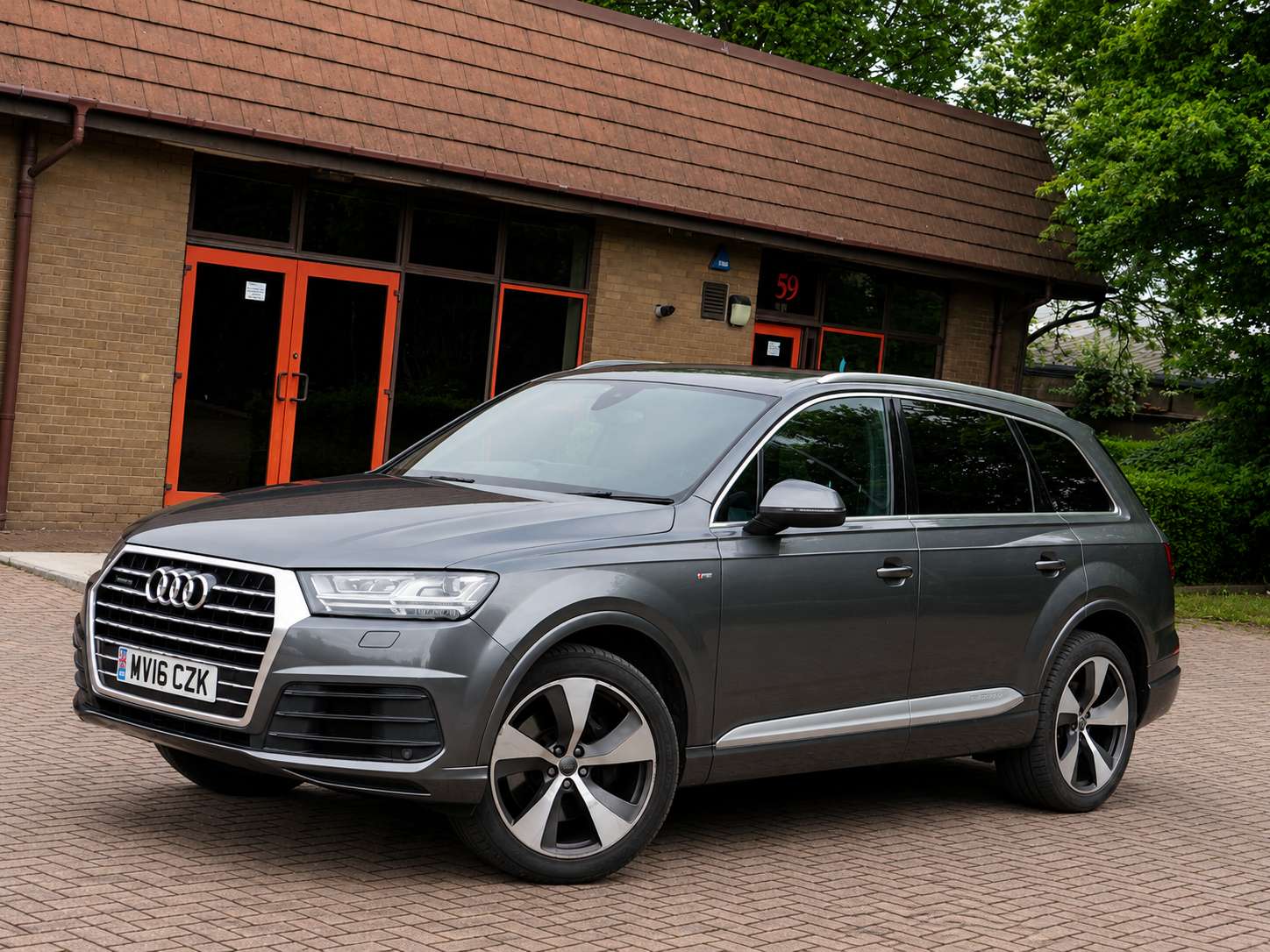 2016 AUDI Q7 2016 AUDI Q7