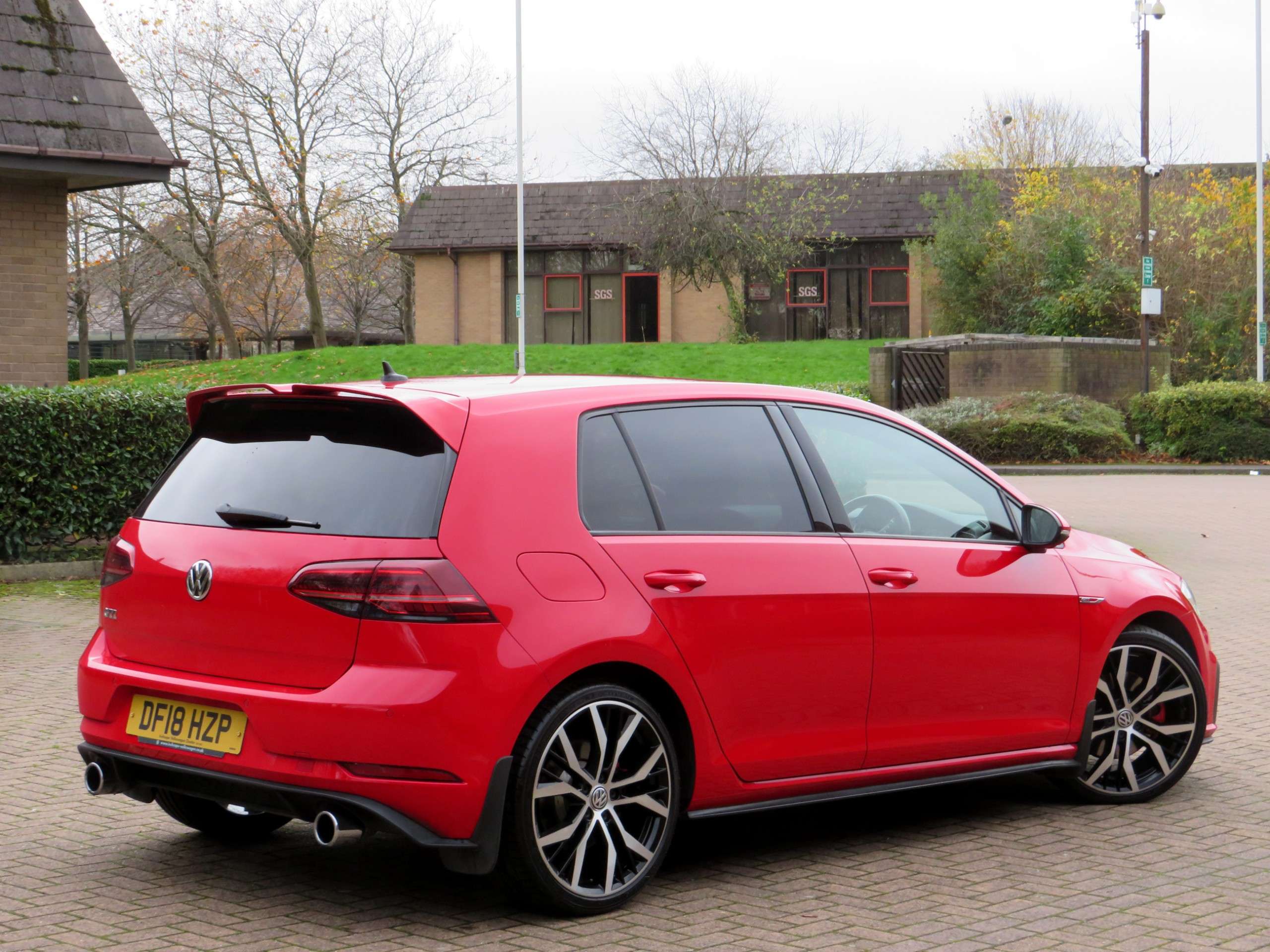 2018 VOLKSWAGEN GOLF 2018 VOLKSWAGEN GOLF