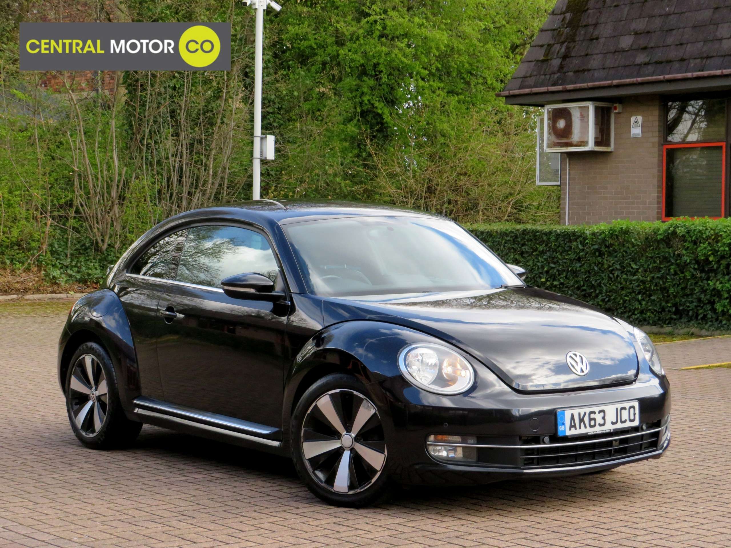 A 2013 VOLKSWAGEN BEETLE 2.0 TDI Sport Hatchback 3dr Diesel Manual Euro 5 (140 ps) A 2013 VOLKSWAGEN BEETLE 2.0 TDI Sport Hatchback 3dr Diesel Manual Euro 5 (140 ps)