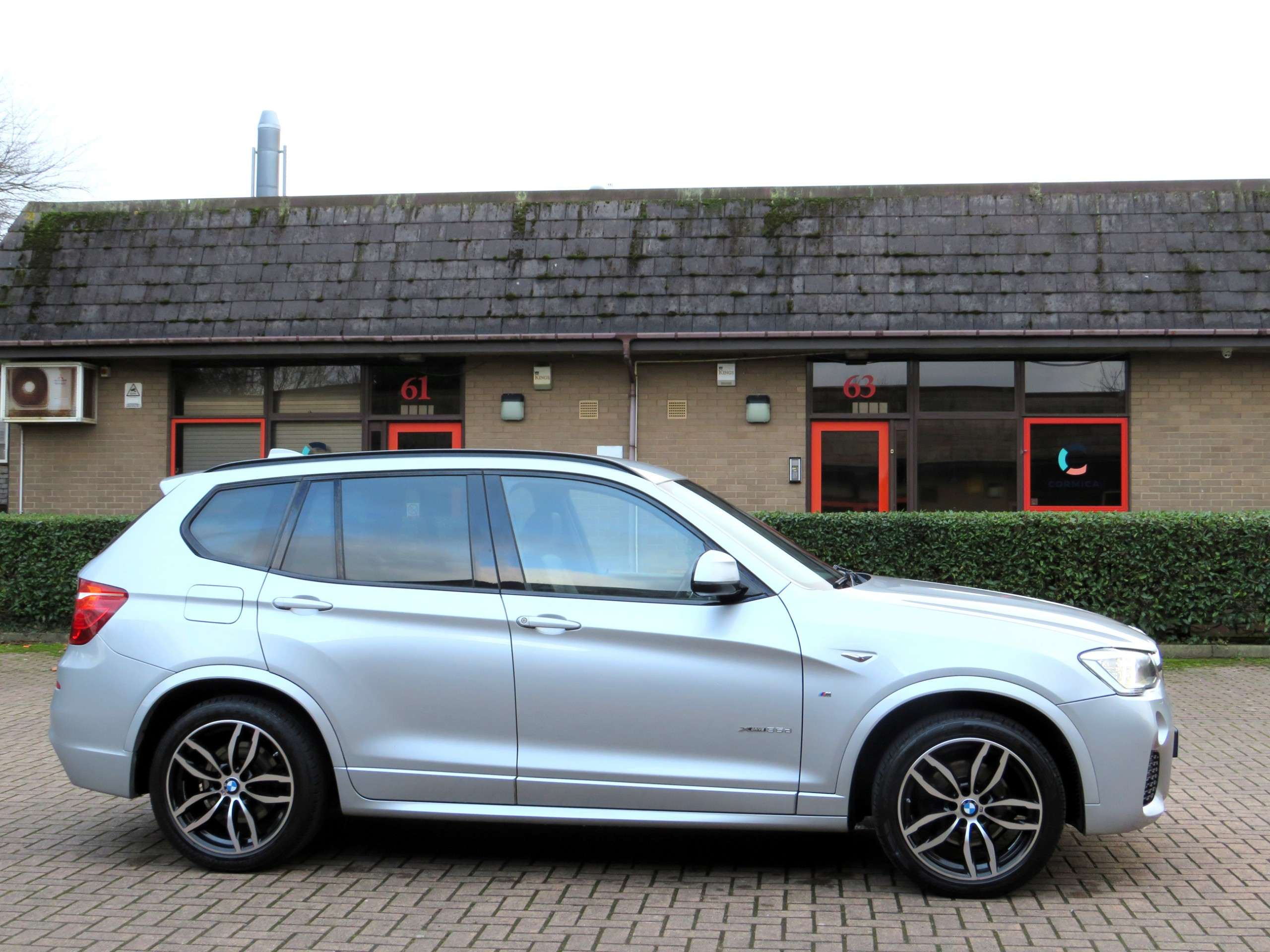 A 2017 BMW X3 3.0 35d M Sport SUV 5dr Diesel Auto xDrive Euro 6 (s/s) (313 ps) A 2017 BMW X3 3.0 35d M Sport SUV 5dr Diesel Auto xDrive Euro 6 (s/s) (313 ps)