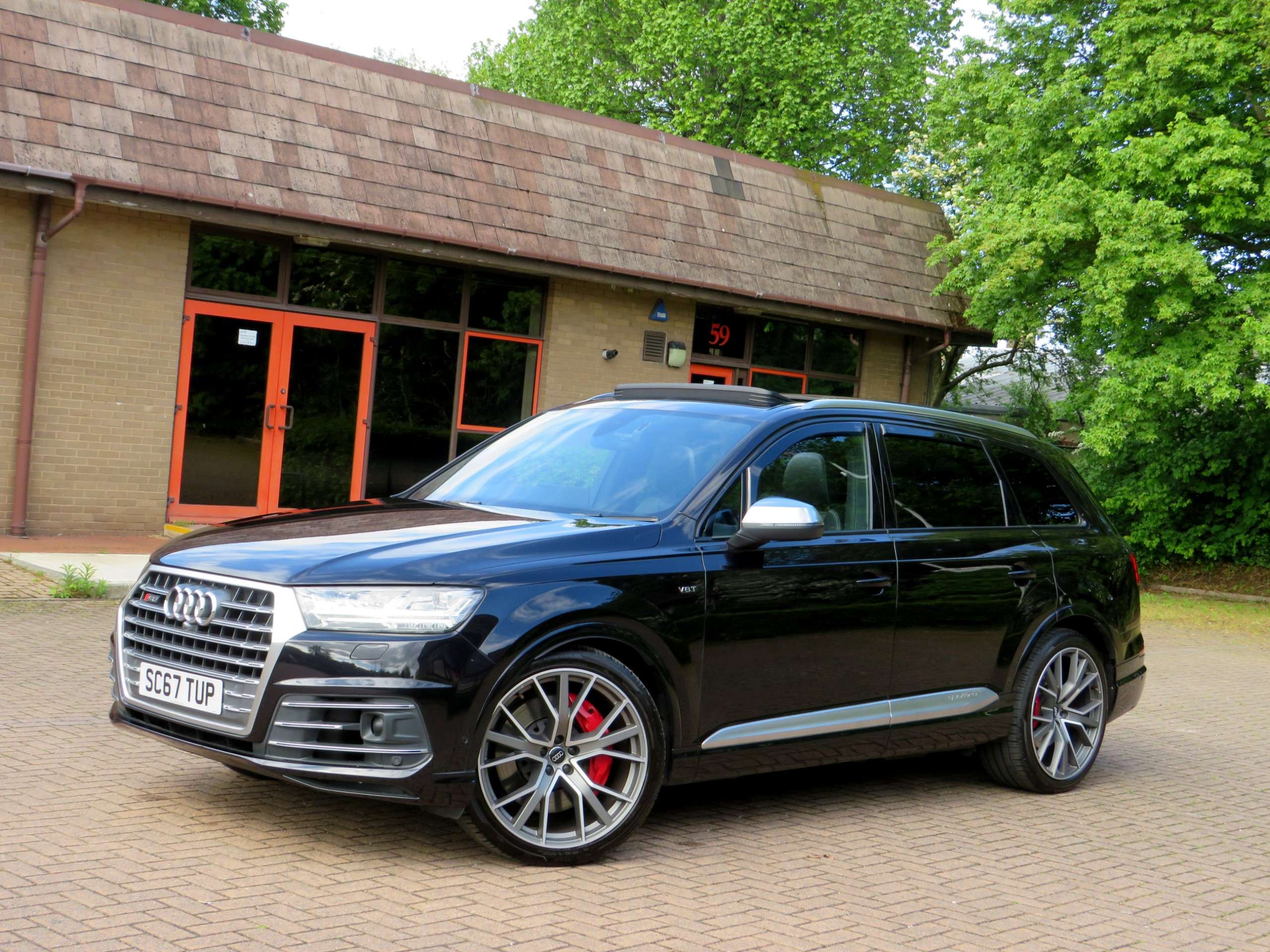 2017 AUDI SQ7 2017 AUDI SQ7