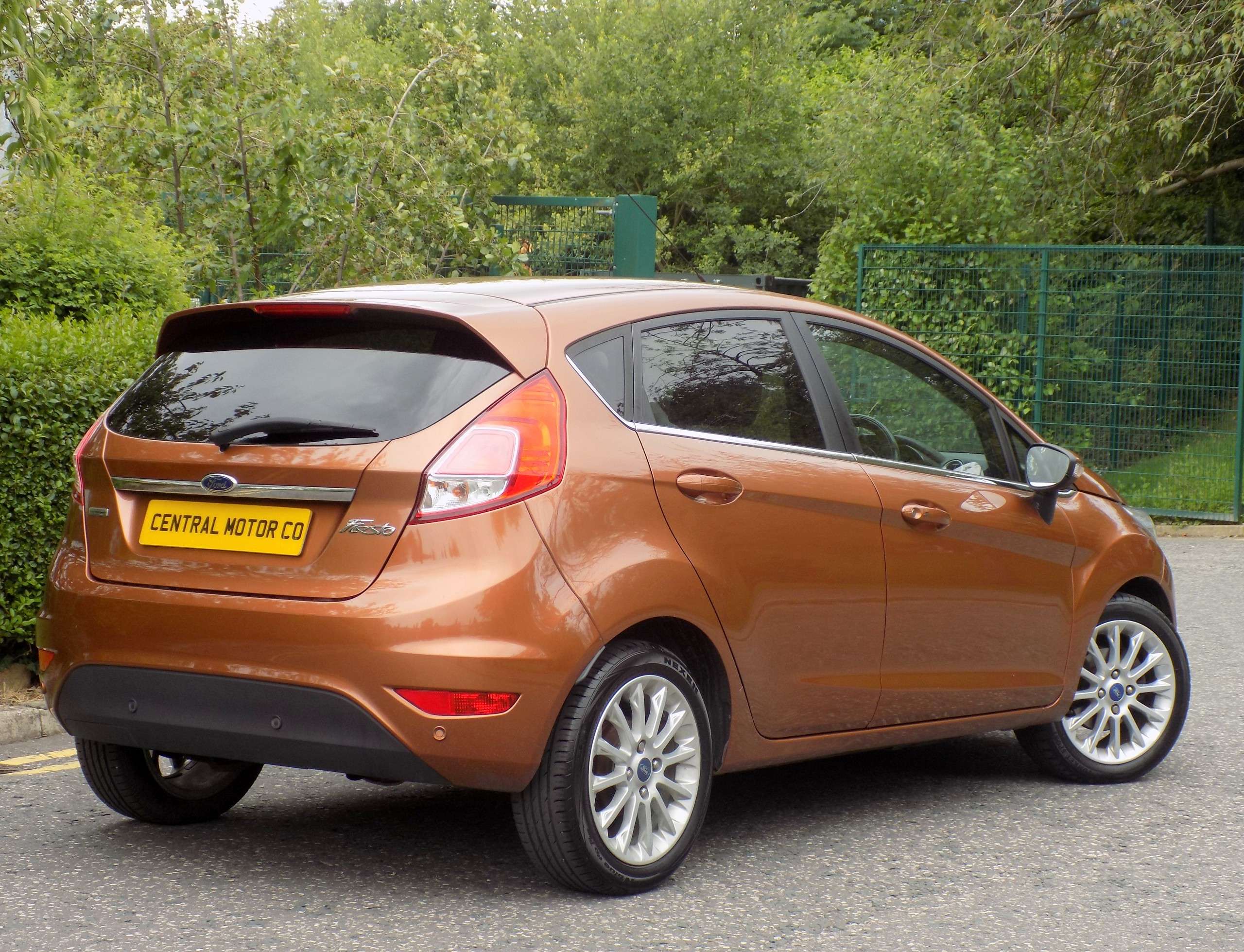 A 2012 FORD FIESTA TITANIUM X 5-Door A 2012 FORD FIESTA TITANIUM X 5-Door