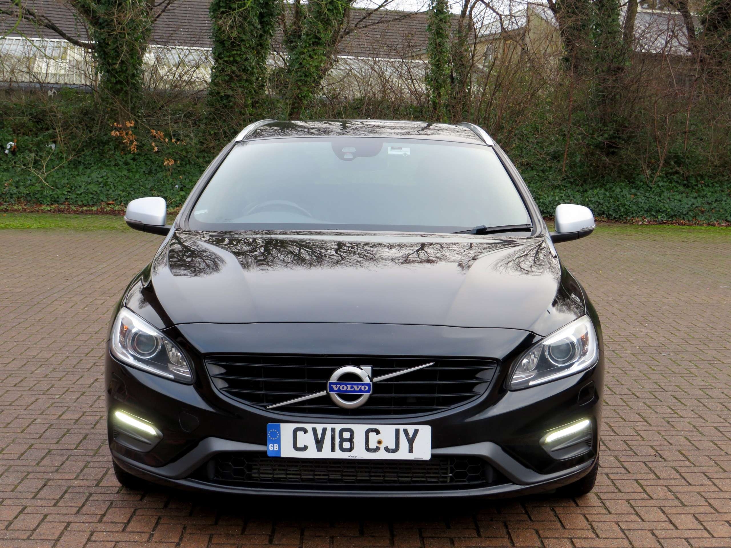 2018 VOLVO V60 2018 VOLVO V60