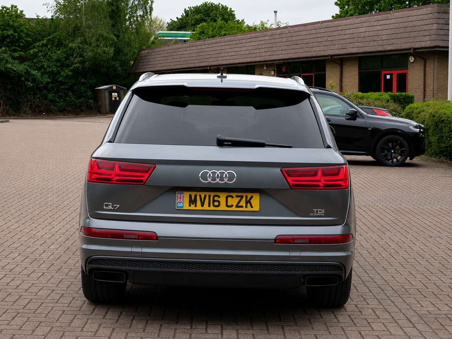 A 2016 AUDI Q7 3.0 TDI V6 S line SUV 5dr Diesel Tiptronic quattro Euro 6 (s/s) (272 ps) A 2016 AUDI Q7 3.0 TDI V6 S line SUV 5dr Diesel Tiptronic quattro Euro 6 (s/s) (272 ps)