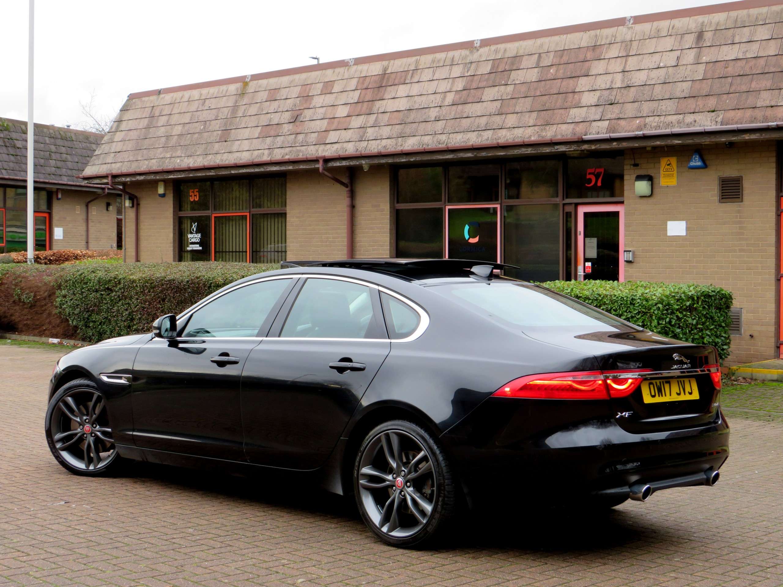 2017 JAGUAR XF 2017 JAGUAR XF