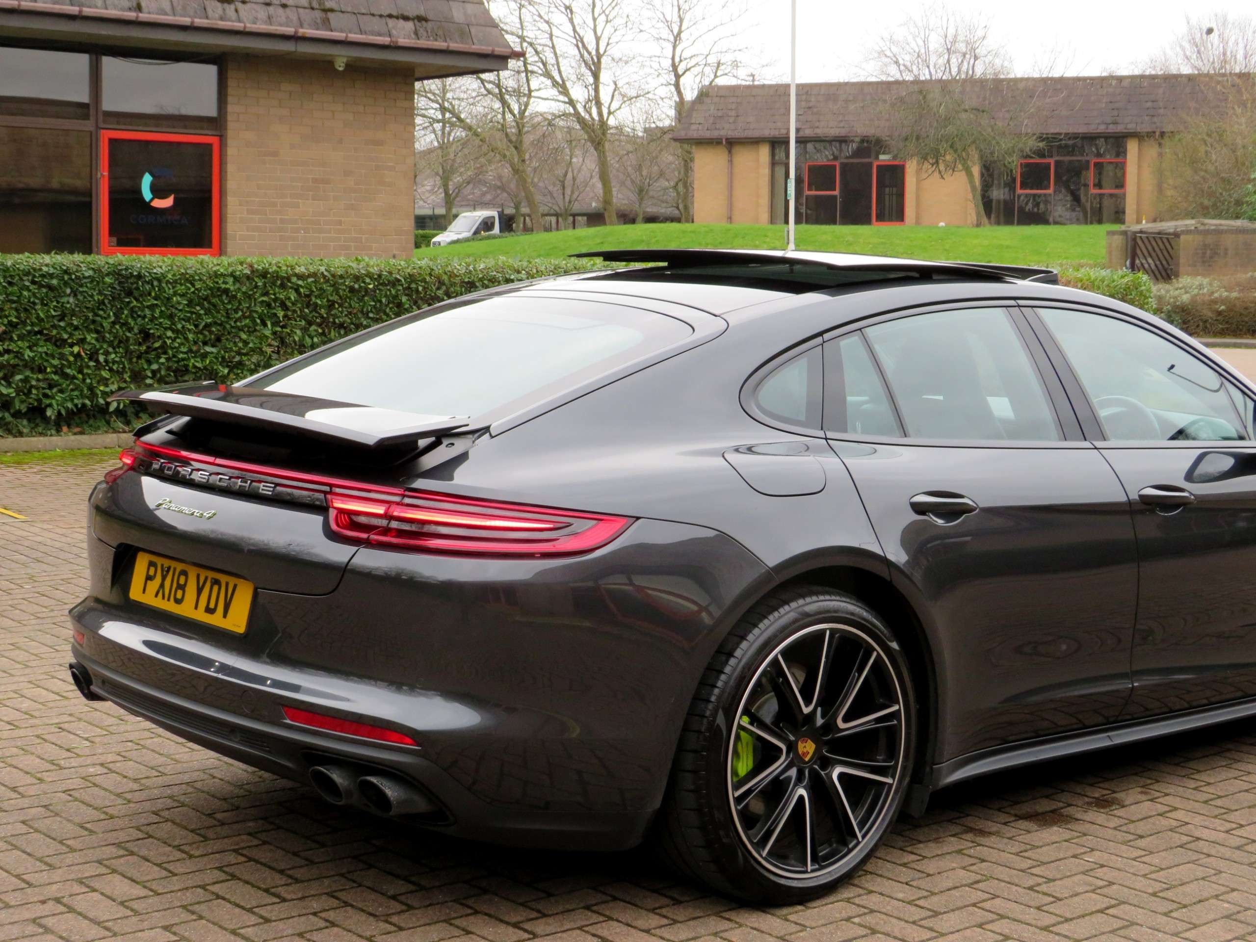 2018 PORSCHE PANAMERA 2018 PORSCHE PANAMERA