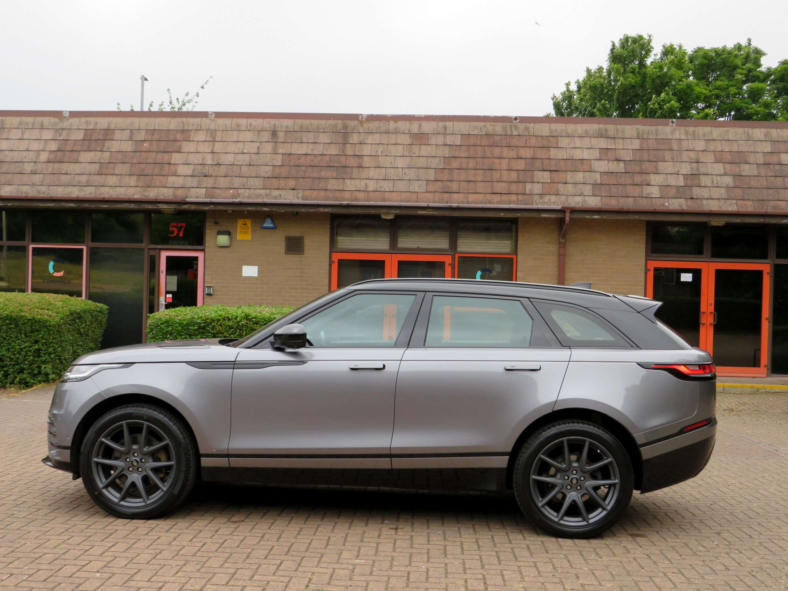 2021 LAND ROVER RANGE ROVER VELAR 2021 LAND ROVER RANGE ROVER VELAR