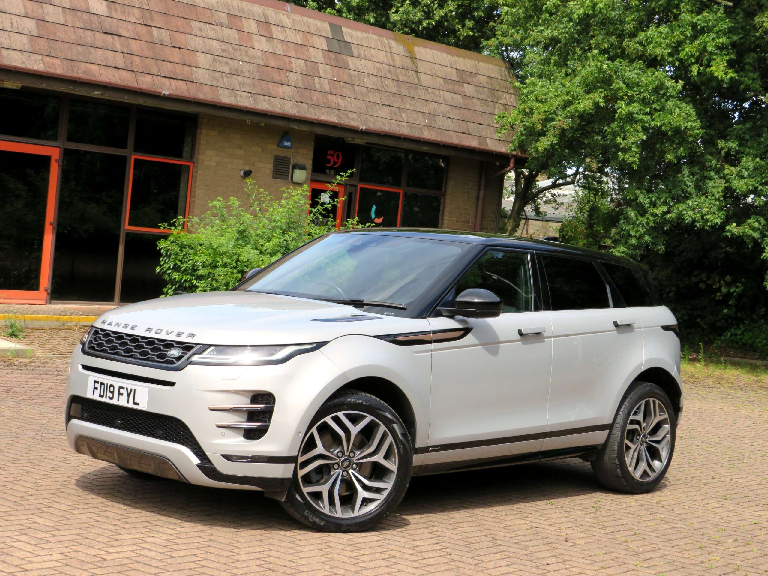 2019 LAND ROVER RANGE ROVER EVOQUE 2019 LAND ROVER RANGE ROVER EVOQUE
