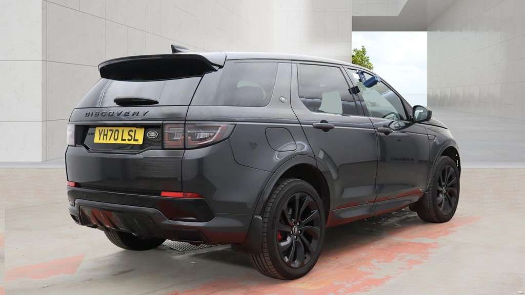 A 2020 LAND ROVER DISCOVERY SPORT 1.5 P300e 12.2kWh R-Dynamic HSE SUV 5dr Petrol Plug-in Hybrid Auto 4WD Euro 6 (s/s) (309 ps) A 2020 LAND ROVER DISCOVERY SPORT 1.5 P300e 12.2kWh R-Dynamic HSE SUV 5dr Petrol Plug-in Hybrid Auto 4WD Euro 6 (s/s) (309 ps)