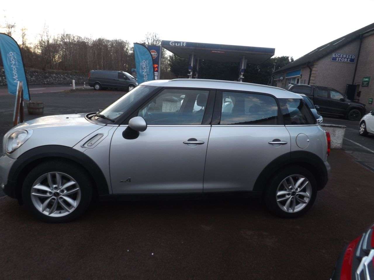 A 2014 MINI COUNTRYMAN 2.0 Cooper D SUV 5dr Diesel Auto ALL4 Euro 5 (112 ps) auto, 2 keys, diesel A 2014 MINI COUNTRYMAN 2.0 Cooper D SUV 5dr Diesel Auto ALL4 Euro 5 (112 ps) auto, 2 keys, diesel