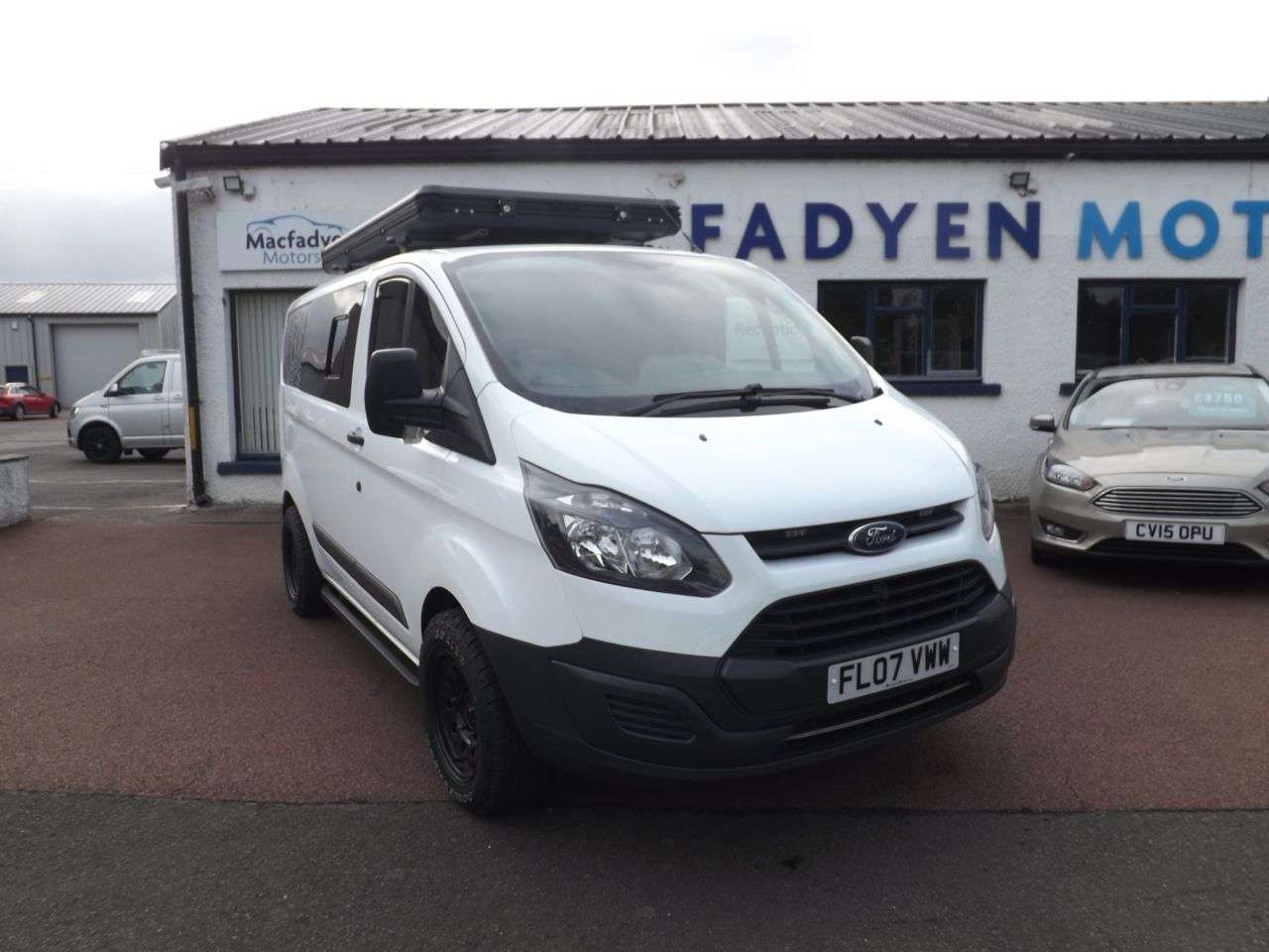 A 2017 FORD TRANSIT CUSTOM 2.0 TDCi 290 Panel Van 5dr Diesel Manual L1 H1 (157 g/km, 104 bhp) A 2017 FORD TRANSIT CUSTOM 2.0 TDCi 290 Panel Van 5dr Diesel Manual L1 H1 (157 g/km, 104 bhp)