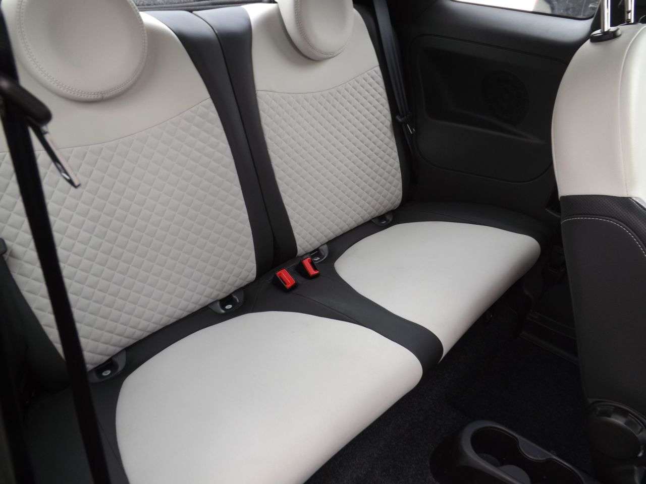 2023 FIAT 500 2023 FIAT 500