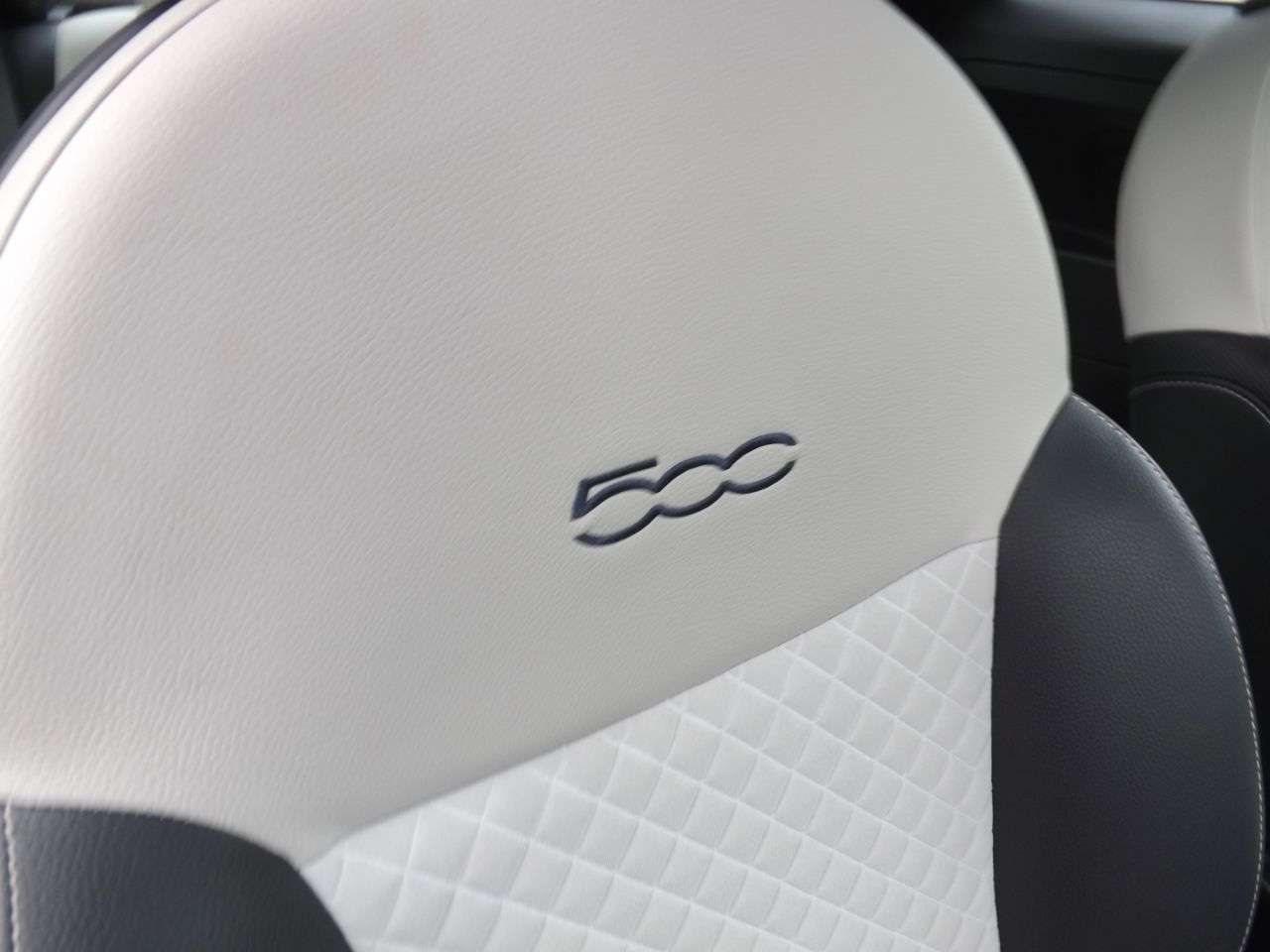 2023 FIAT 500 2023 FIAT 500