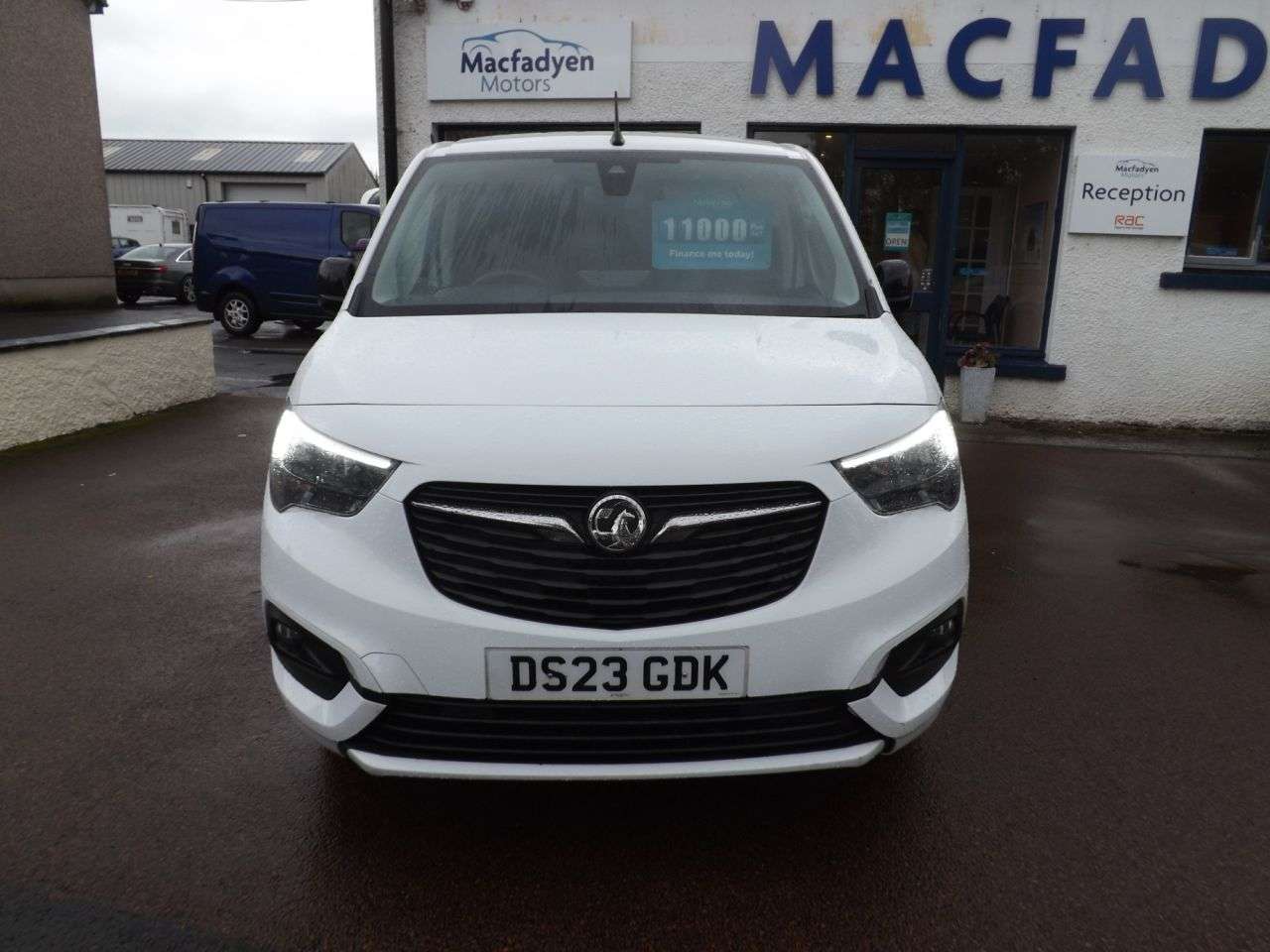 A 2023 VAUXHALL COMBO 1.5 Turbo D 2300 Pro Panel Van 5dr Diesel Manual L1 H1 Euro 6 (s/s) (100 ps A 2023 VAUXHALL COMBO 1.5 Turbo D 2300 Pro Panel Van 5dr Diesel Manual L1 H1 Euro 6 (s/s) (100 ps