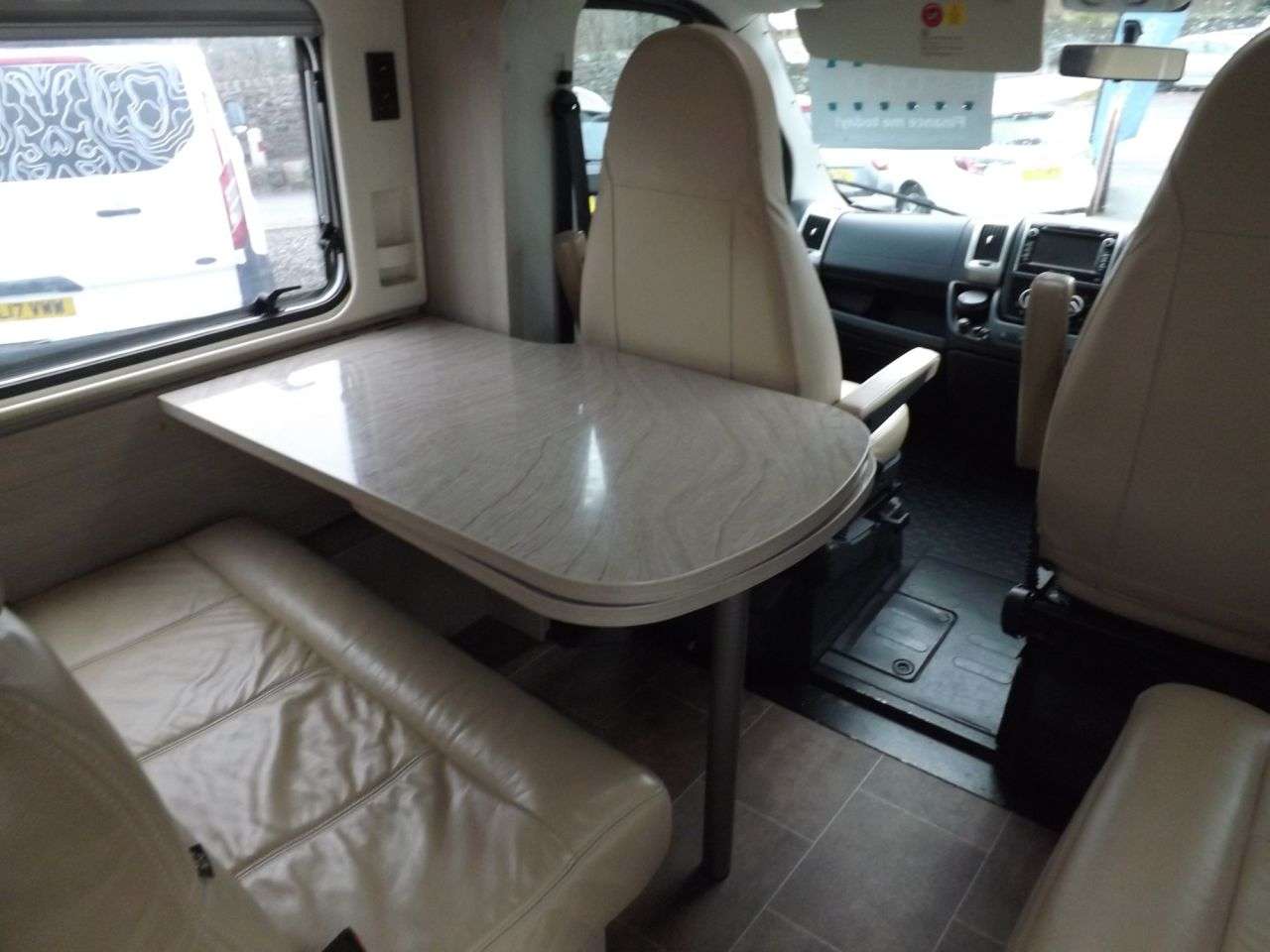 2014 BURSTNER IXEO TIME IT 726G SOVERIEGN 2014 BURSTNER IXEO TIME IT 726G SOVERIEGN