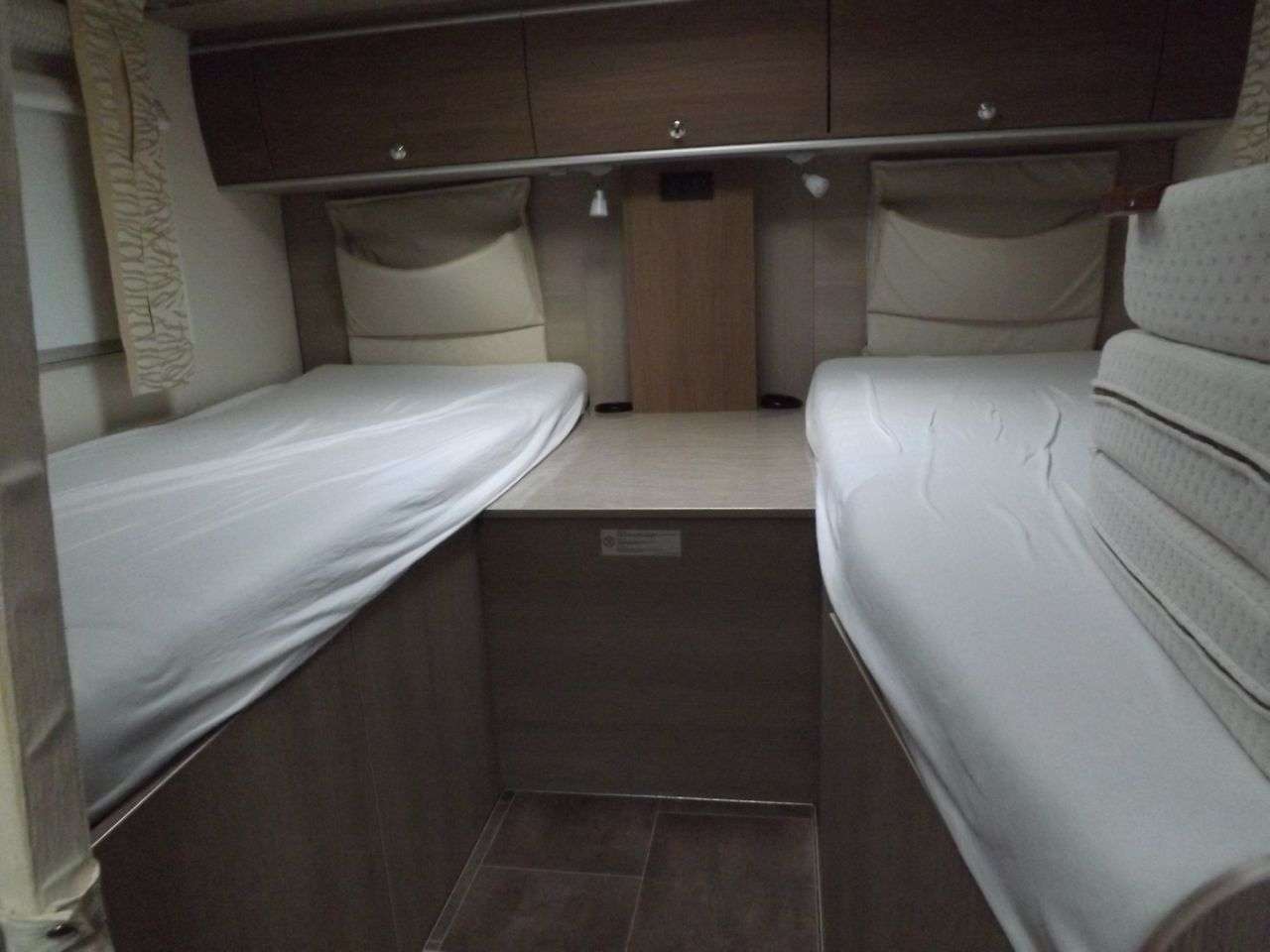 2014 BURSTNER IXEO TIME IT 726G SOVERIEGN 2014 BURSTNER IXEO TIME IT 726G SOVERIEGN