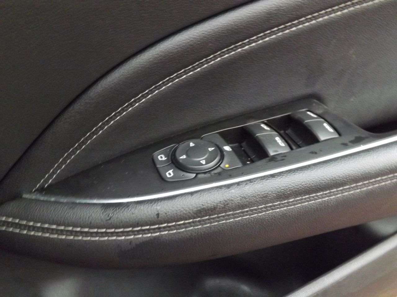 2017 VAUXHALL INSIGNIA 2017 VAUXHALL INSIGNIA