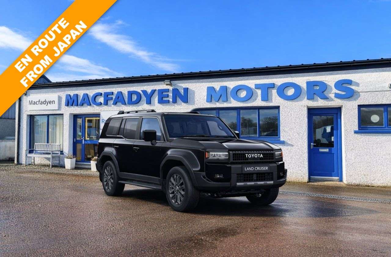 A 2024 TOYOTA LAND CRUISER 2.8D FIRST EDITION SUV 5DR DIESEL AUTO 4WD EURO 6 (7 SEATS) (177 PS) A 2024 TOYOTA LAND CRUISER 2.8D FIRST EDITION SUV 5DR DIESEL AUTO 4WD EURO 6 (7 SEATS) (177 PS)