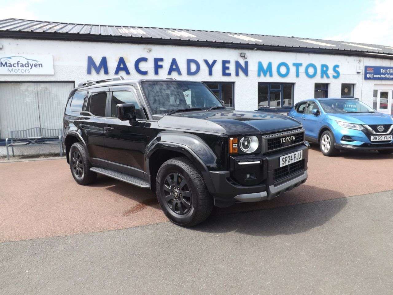 A 2024 TOYOTA LAND CRUISER 2.8D FIRST EDITION SUV 5DR DIESEL AUTO 4WD EURO 6 (7 SEATS) (177 PS) A 2024 TOYOTA LAND CRUISER 2.8D FIRST EDITION SUV 5DR DIESEL AUTO 4WD EURO 6 (7 SEATS) (177 PS)