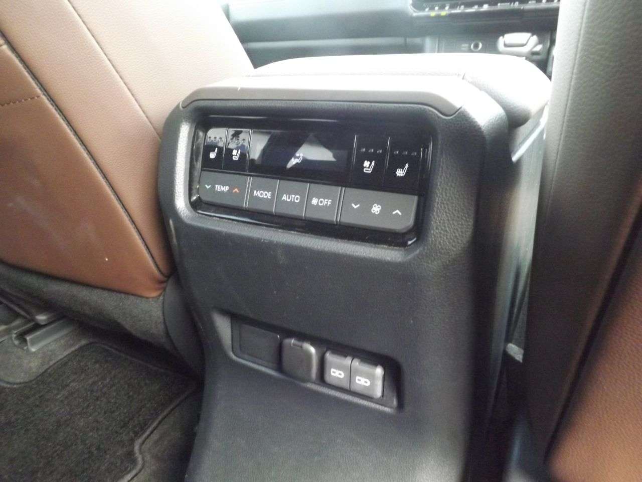 2024 TOYOTA LAND CRUISER 2024 TOYOTA LAND CRUISER