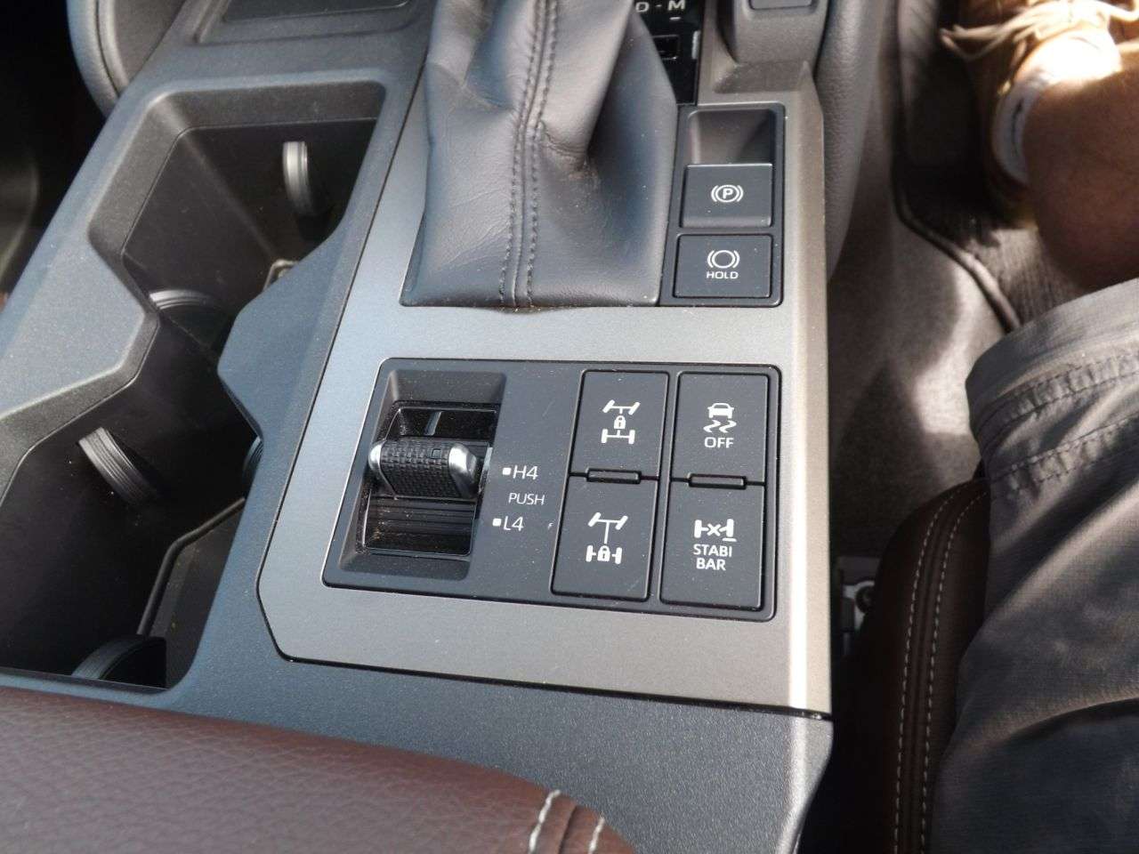 2024 TOYOTA LAND CRUISER 2024 TOYOTA LAND CRUISER