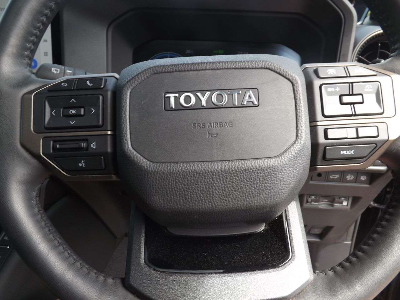 2024 TOYOTA LAND CRUISER 2024 TOYOTA LAND CRUISER