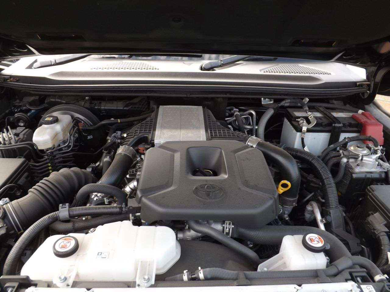 2024 TOYOTA LAND CRUISER 2024 TOYOTA LAND CRUISER