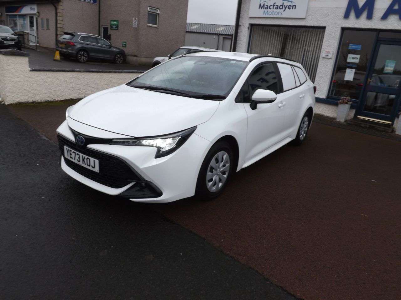 A 2023 TOYOTA COROLLA 1.8 VVT-h Car Derived Van 5dr Petrol Hybrid CVT Euro 6 (s/s) (140 ps) A 2023 TOYOTA COROLLA 1.8 VVT-h Car Derived Van 5dr Petrol Hybrid CVT Euro 6 (s/s) (140 ps)
