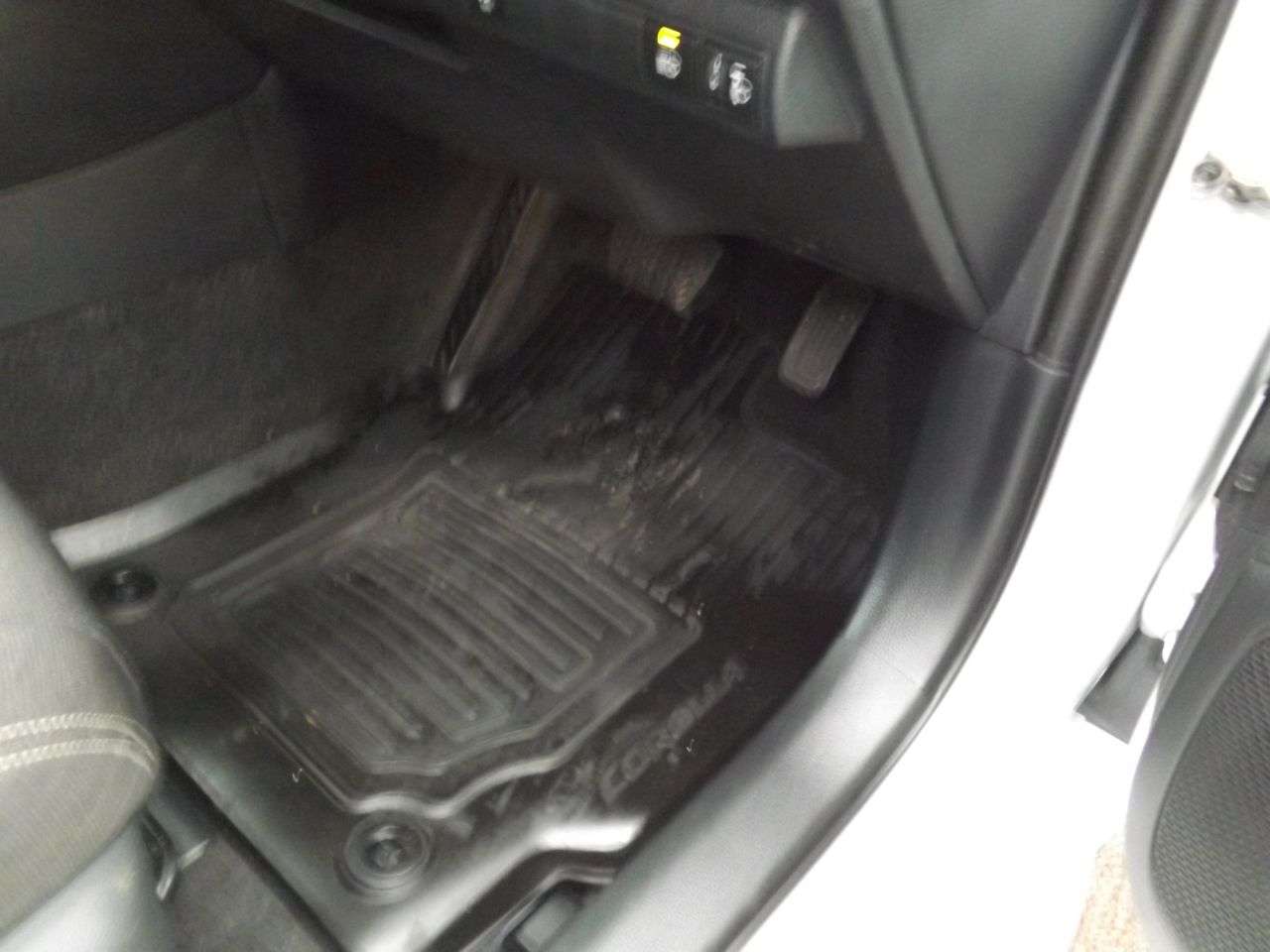 2023 TOYOTA COROLLA 2023 TOYOTA COROLLA