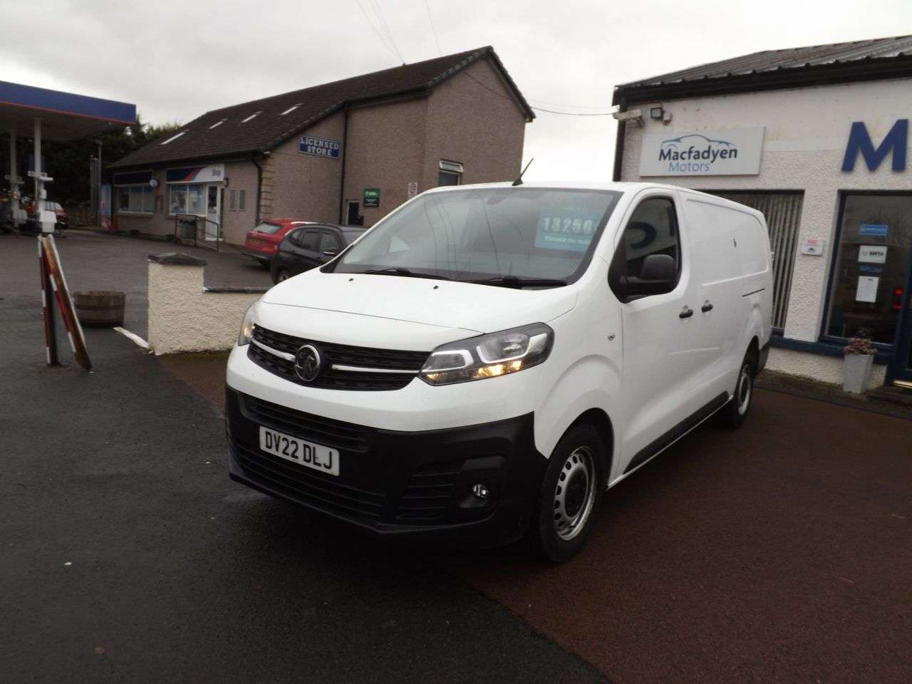A 2022 VAUXHALL VIVARO 1.5 Turbo D 2900 Dynamic Panel Van 6dr Diesel Manual L2 H1 Euro 6 (s/s) (10 A 2022 VAUXHALL VIVARO 1.5 Turbo D 2900 Dynamic Panel Van 6dr Diesel Manual L2 H1 Euro 6 (s/s) (10