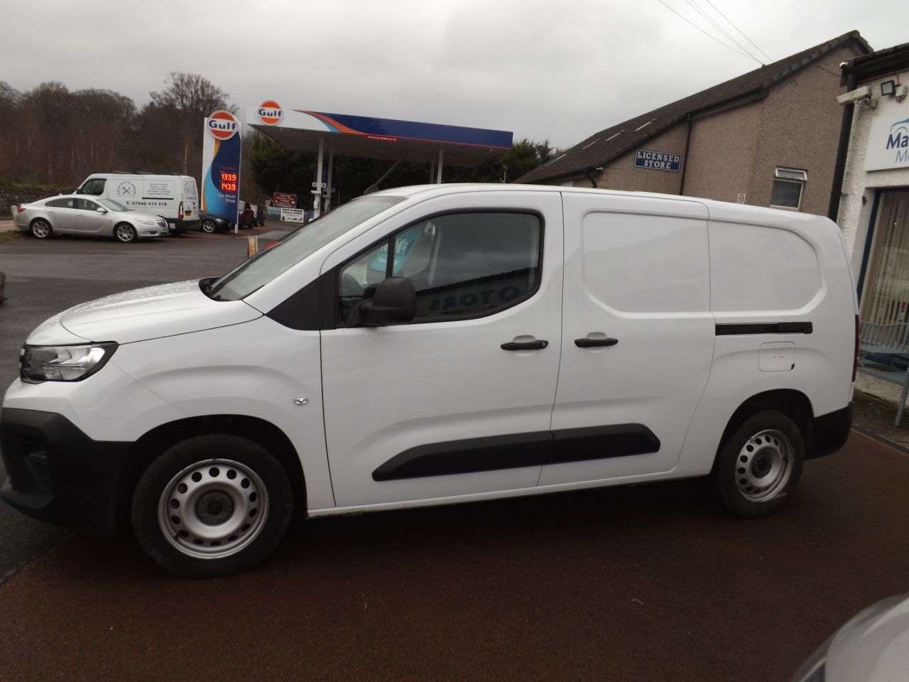 A 2024 PEUGEOT PARTNER 1.5 BlueHDi 950 Professional Long Panel Van 6dr Diesel Manual LWB Euro 6 (s A 2024 PEUGEOT PARTNER 1.5 BlueHDi 950 Professional Long Panel Van 6dr Diesel Manual LWB Euro 6 (s
