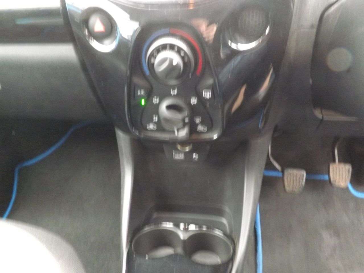 2015 TOYOTA AYGO 2015 TOYOTA AYGO