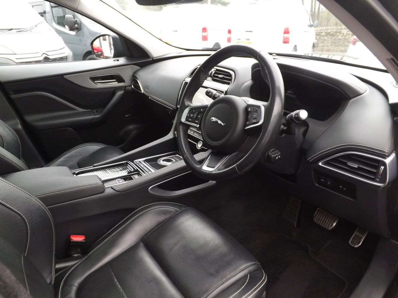 2019 JAGUAR F-PACE 2019 JAGUAR F-PACE