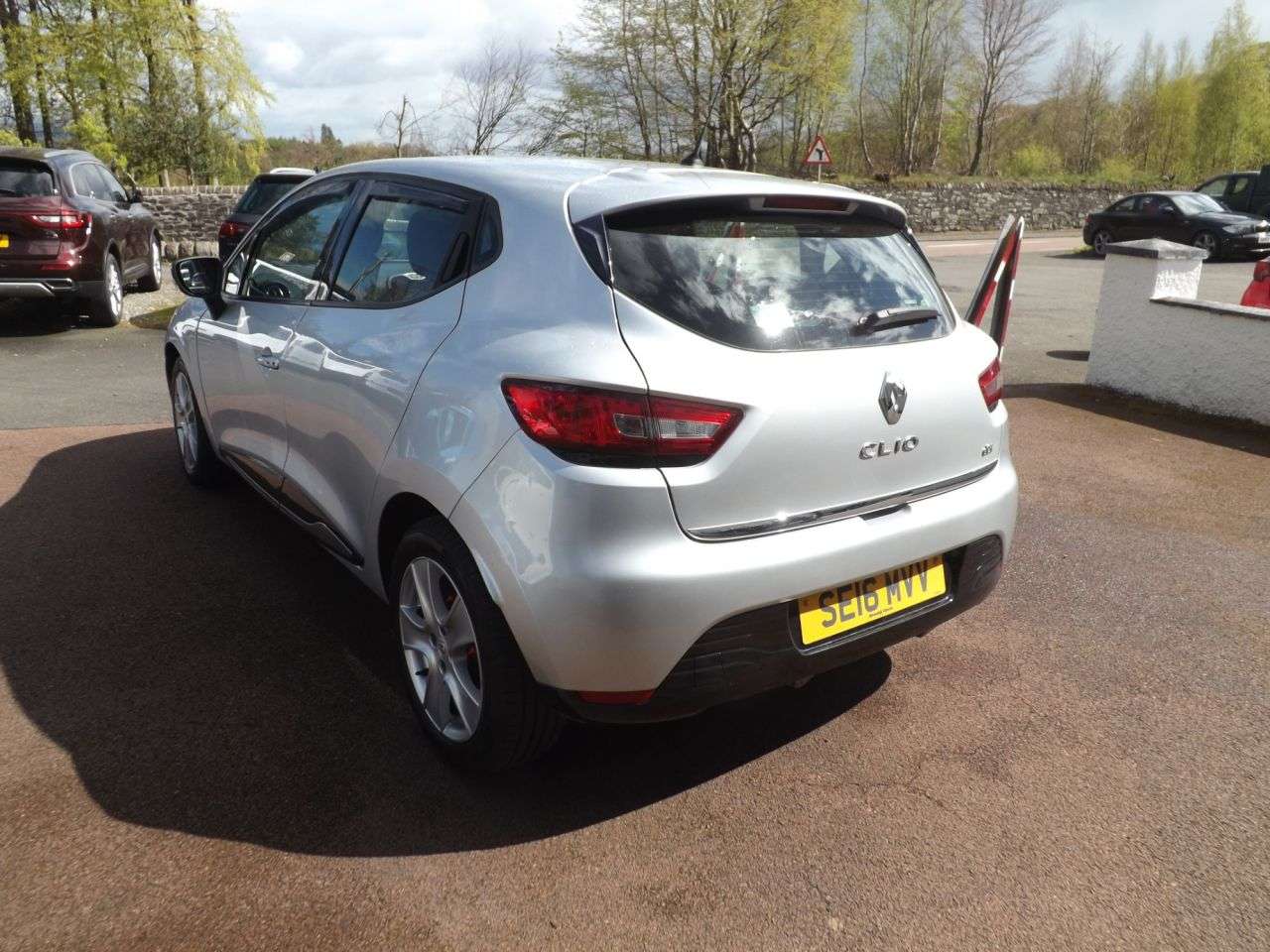2016 RENAULT CLIO 2016 RENAULT CLIO