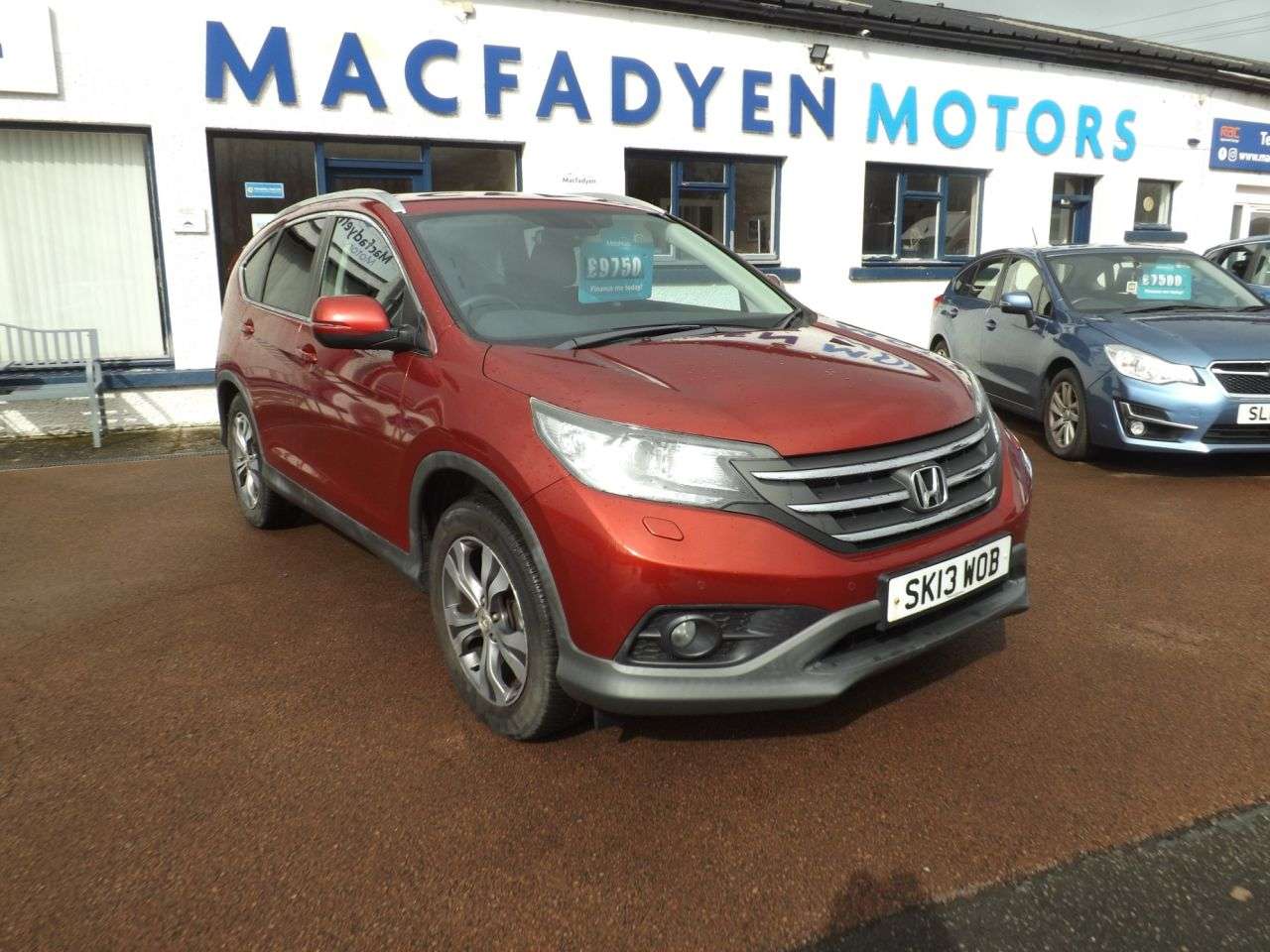 A 2013 HONDA CR-V 2.0 i-VTEC SR SUV 5dr Petrol Manual 4WD Euro 5 (s/s) (155 ps) A 2013 HONDA CR-V 2.0 i-VTEC SR SUV 5dr Petrol Manual 4WD Euro 5 (s/s) (155 ps)