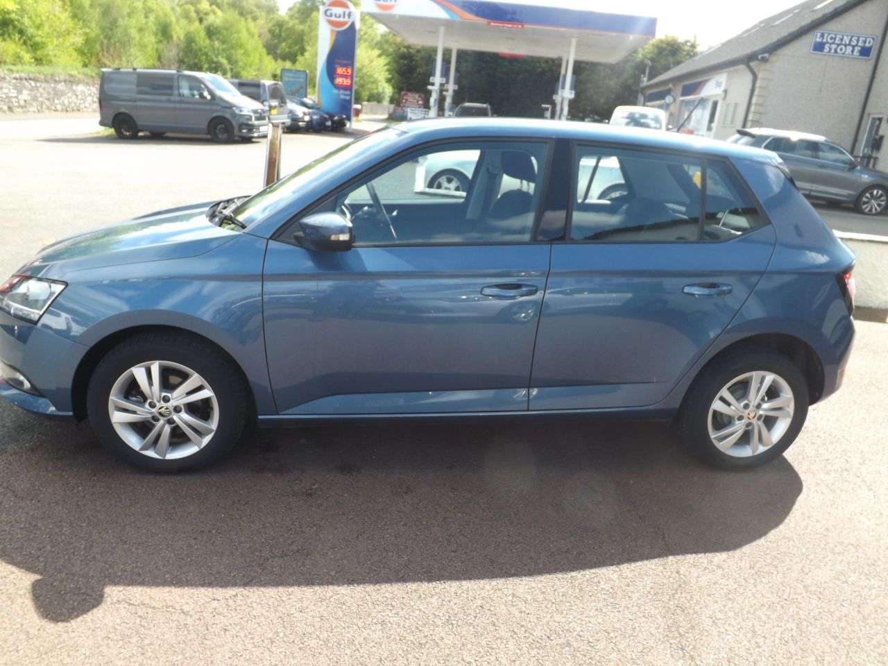 A 2021 SKODA FABIA 1.0 SE Hatchback 5dr Petrol Manual Euro 6 (s/s) (60 ps) A 2021 SKODA FABIA 1.0 SE Hatchback 5dr Petrol Manual Euro 6 (s/s) (60 ps)