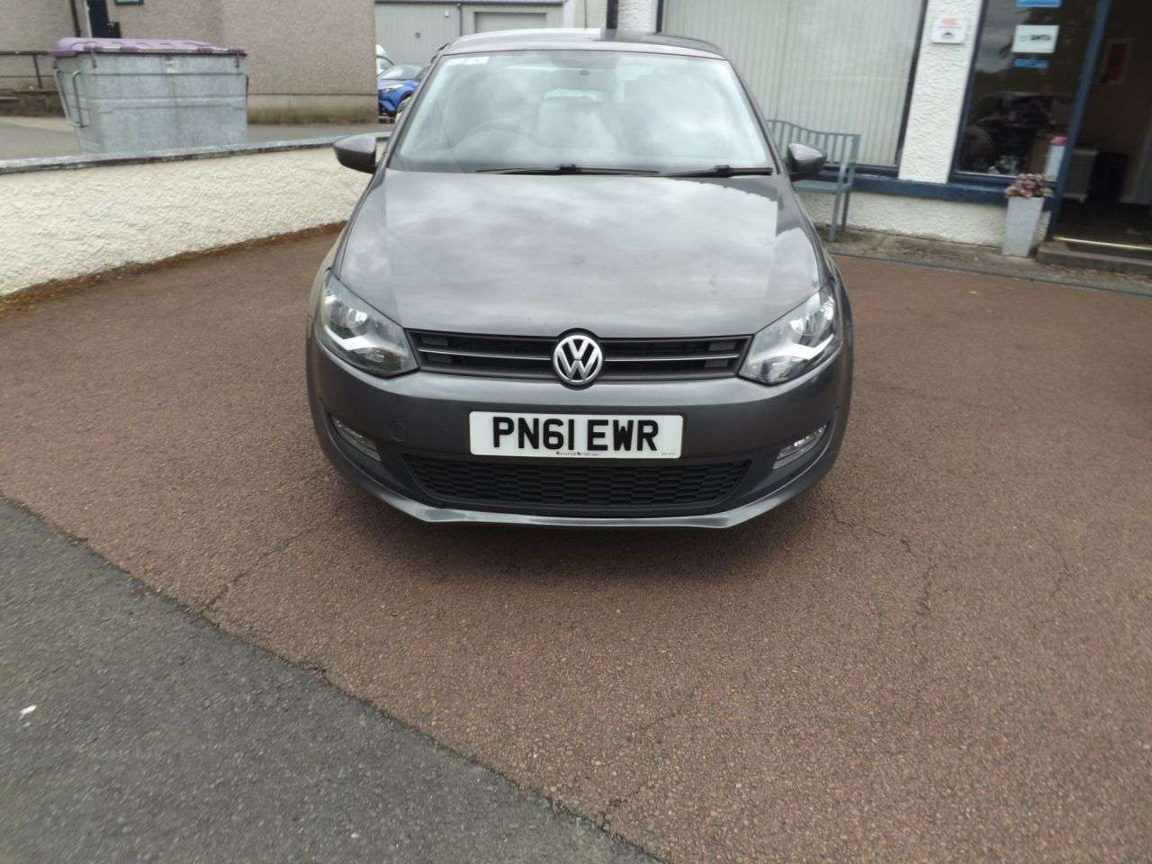 A 2011 VOLKSWAGEN POLO 1.2 Match Hatchback 5dr Petrol Manual Euro 5 (60 ps) A 2011 VOLKSWAGEN POLO 1.2 Match Hatchback 5dr Petrol Manual Euro 5 (60 ps)
