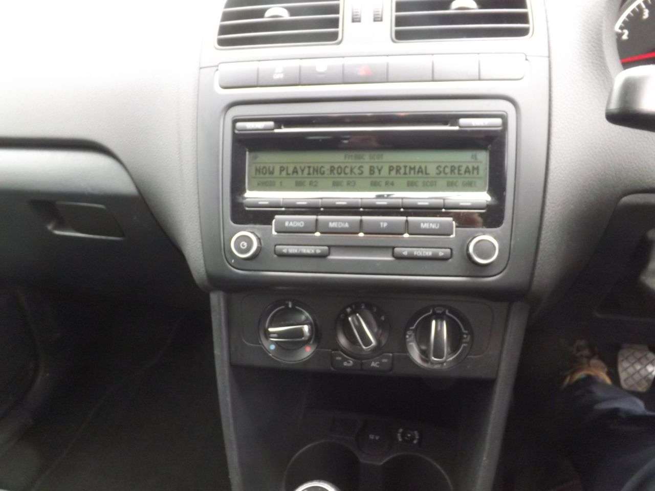 2011 VOLKSWAGEN POLO 2011 VOLKSWAGEN POLO