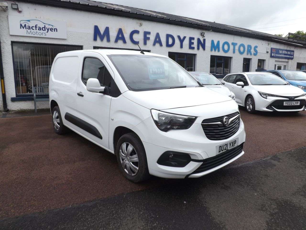 A 2021 VAUXHALL COMBO 1.5 Turbo D 2300 Sportive Panel Van 4dr Diesel Manual L1 H1 Euro 6 (100 ps) A 2021 VAUXHALL COMBO 1.5 Turbo D 2300 Sportive Panel Van 4dr Diesel Manual L1 H1 Euro 6 (100 ps)