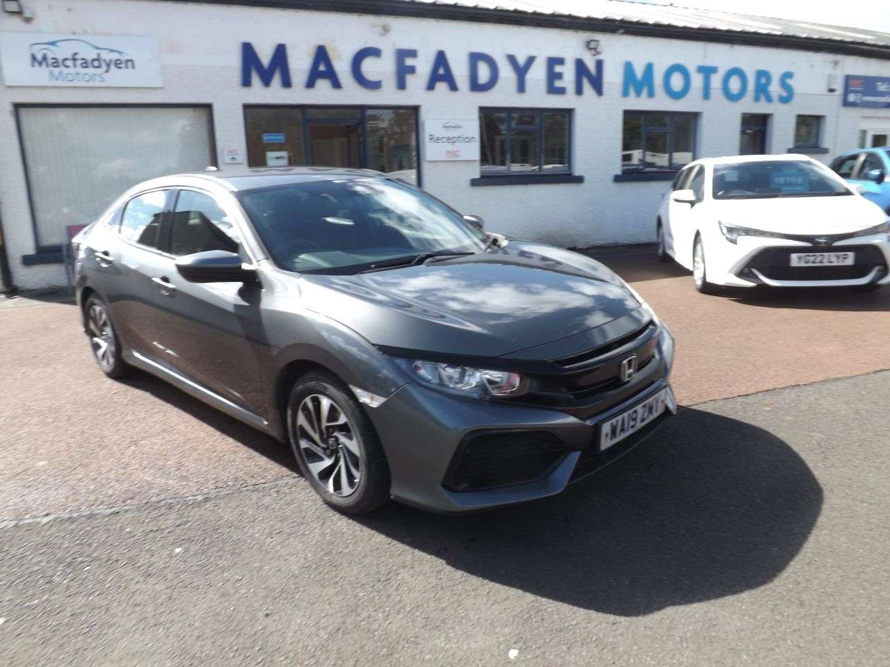 A 2019 HONDA CIVIC 1.6 i-DTEC SE Hatchback 5dr Diesel Manual Euro 6 (s/s) (120 ps) A 2019 HONDA CIVIC 1.6 i-DTEC SE Hatchback 5dr Diesel Manual Euro 6 (s/s) (120 ps)