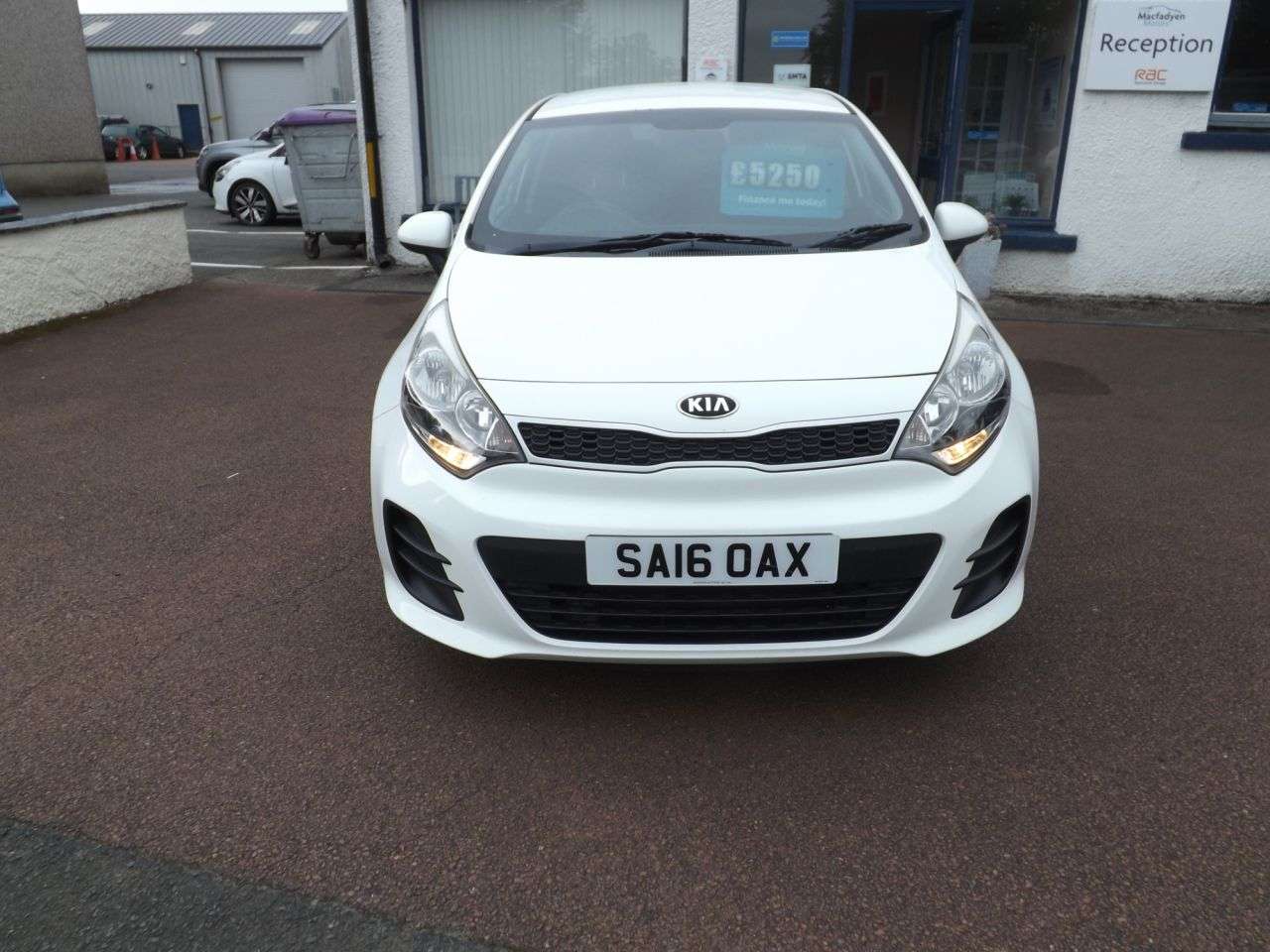 A 2016 KIA RIO 1.25 SR7 Hatchback 5dr Petrol Manual Euro 6 (84 bhp) A 2016 KIA RIO 1.25 SR7 Hatchback 5dr Petrol Manual Euro 6 (84 bhp)