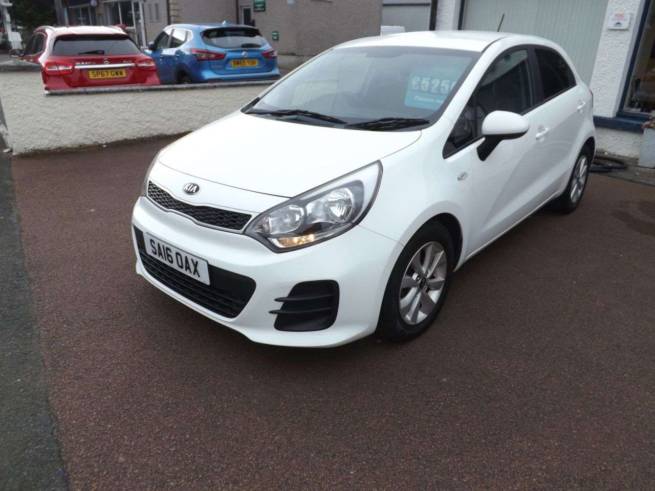 A 2016 KIA RIO 1.25 SR7 Hatchback 5dr Petrol Manual Euro 6 (84 bhp) A 2016 KIA RIO 1.25 SR7 Hatchback 5dr Petrol Manual Euro 6 (84 bhp)
