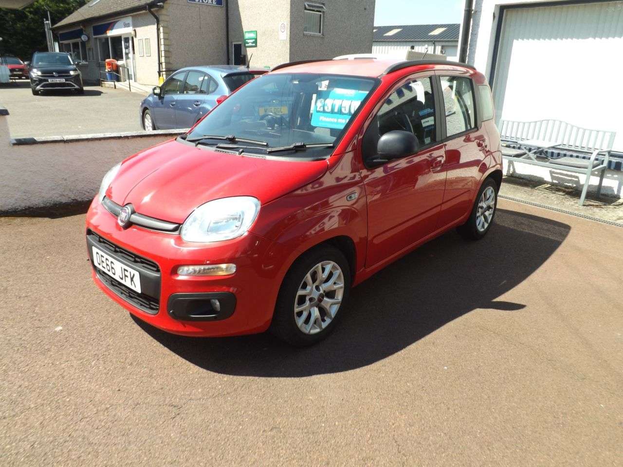 A 2016 FIAT PANDA LOUNGE A 2016 FIAT PANDA LOUNGE